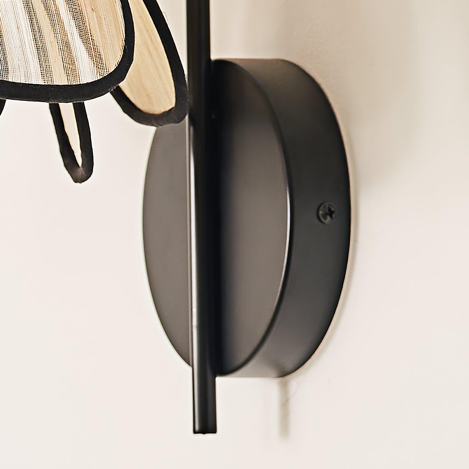 焼けた花びらウォールランプ