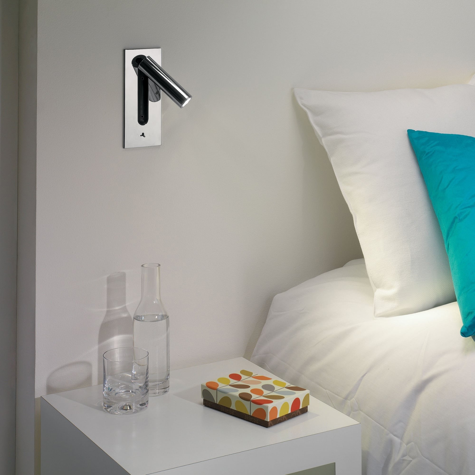 Modern Minimalist Bedroom Wall Lamp