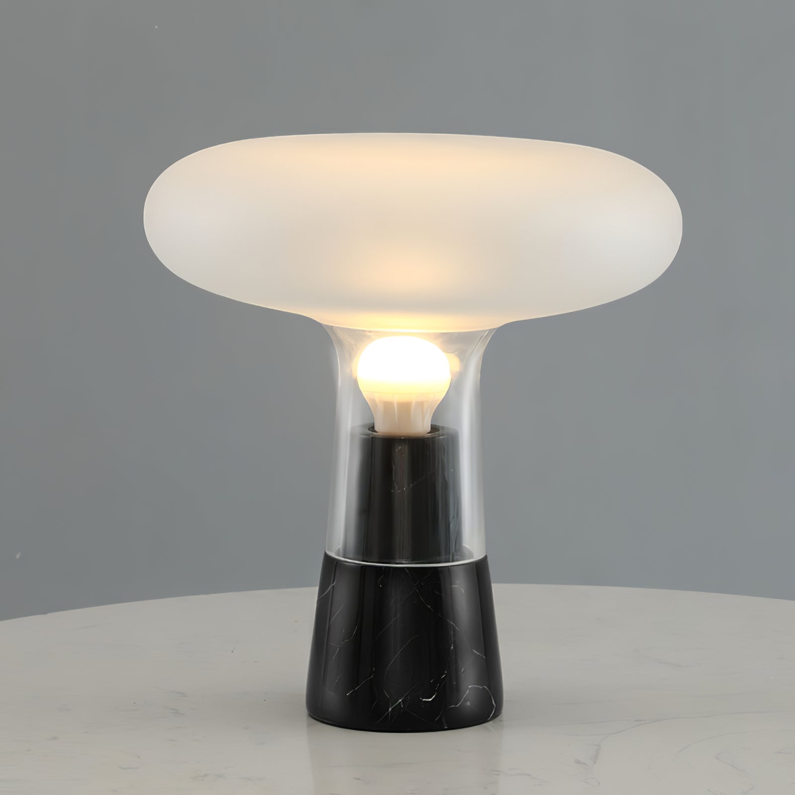 ジェローム テーブルランプ