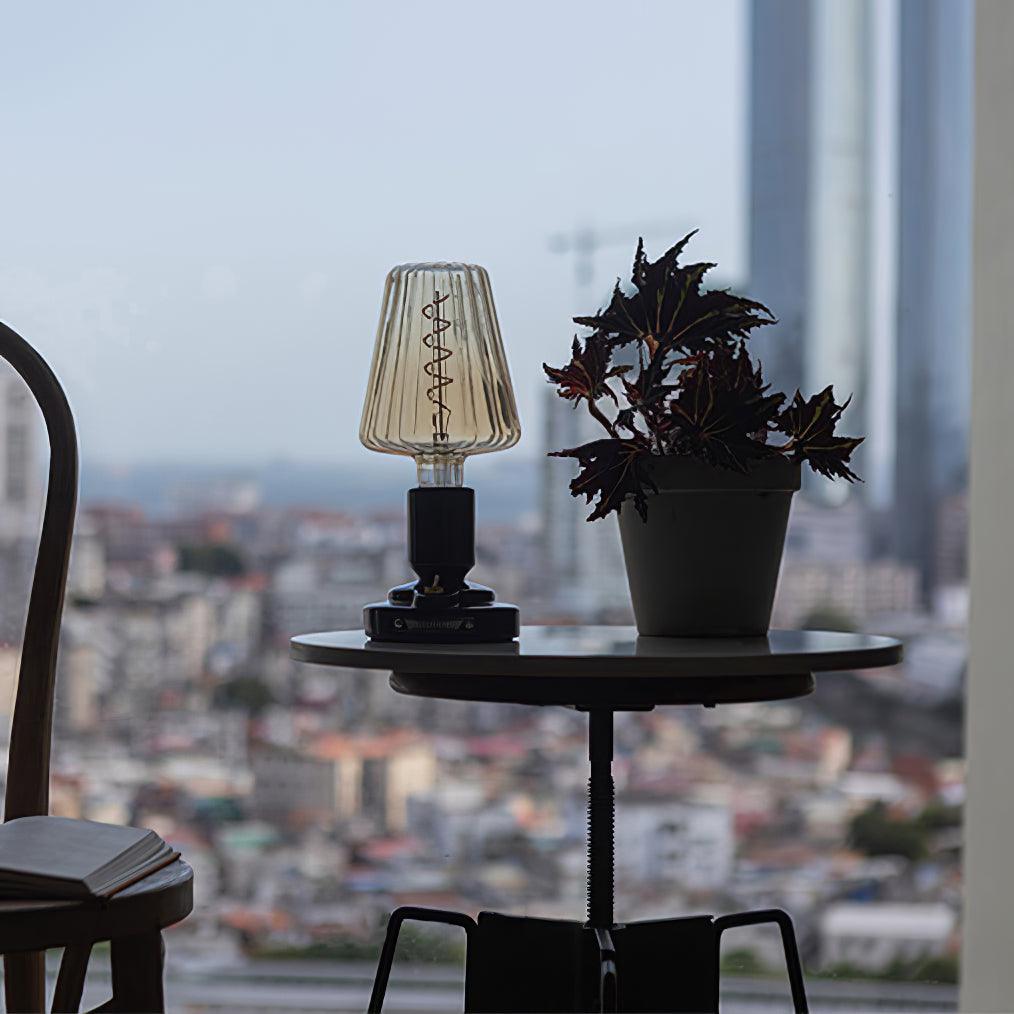 ペストリー内蔵バッテリーテーブルランプ