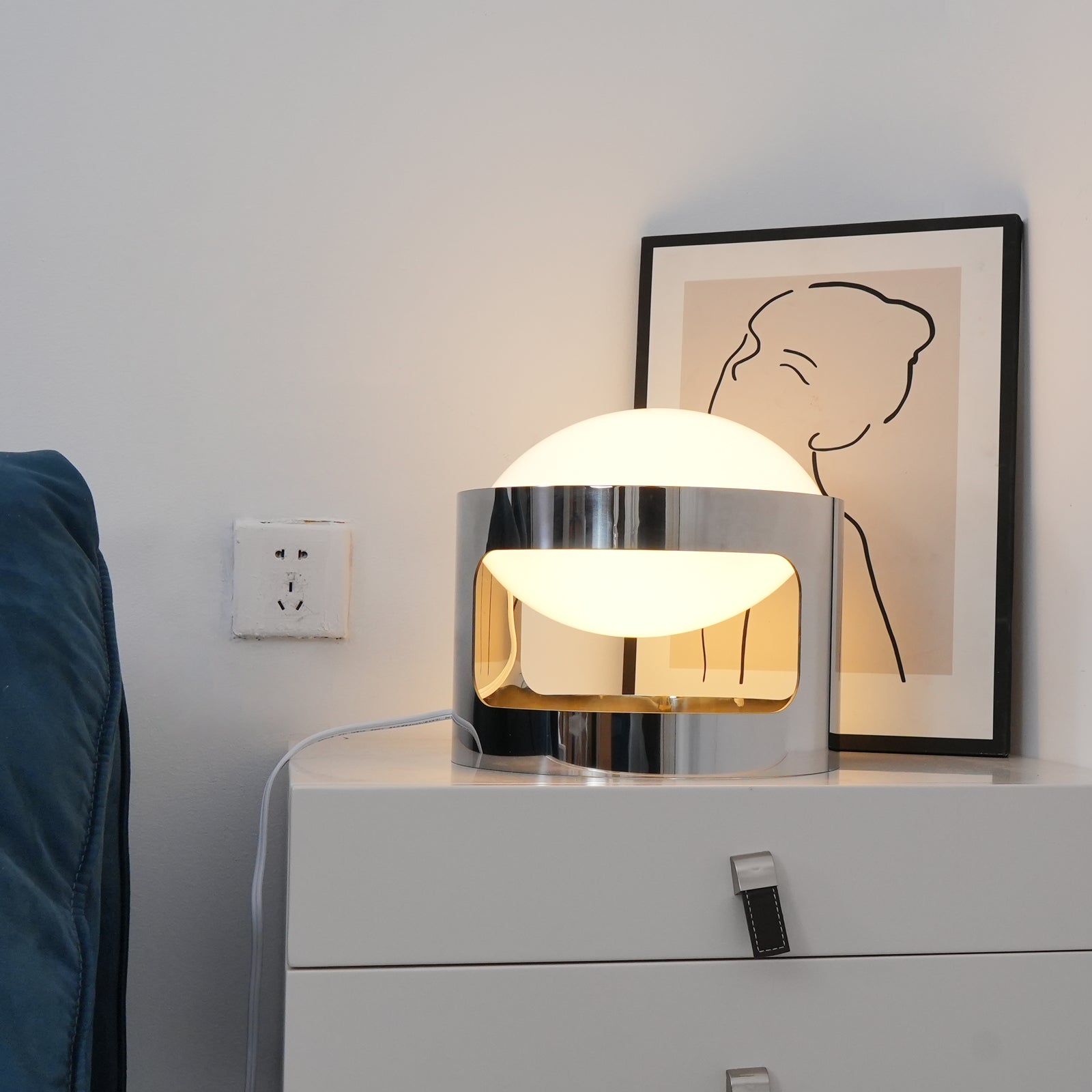 KD27 テーブルランプ