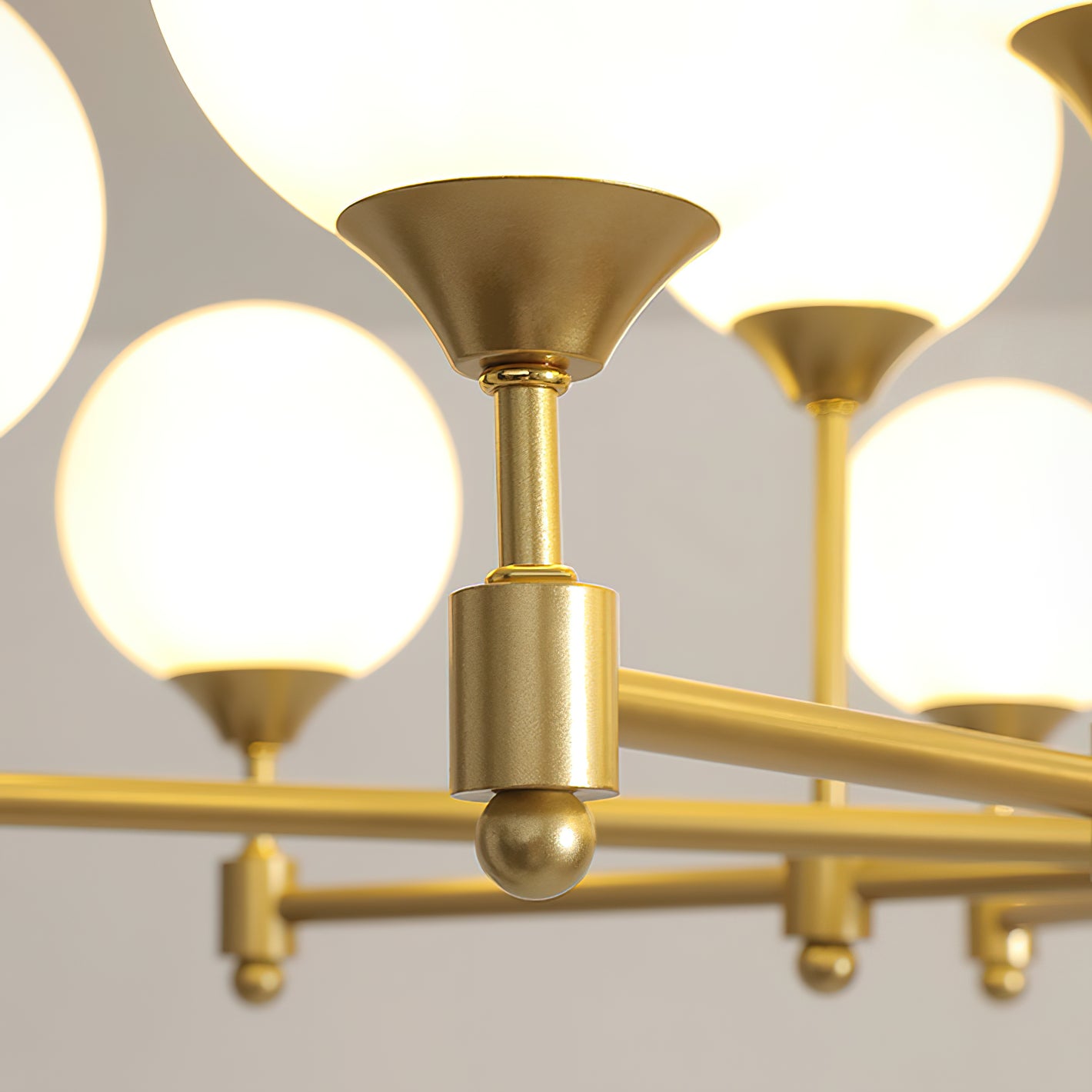 アレッシオ グローブ シャンデリア