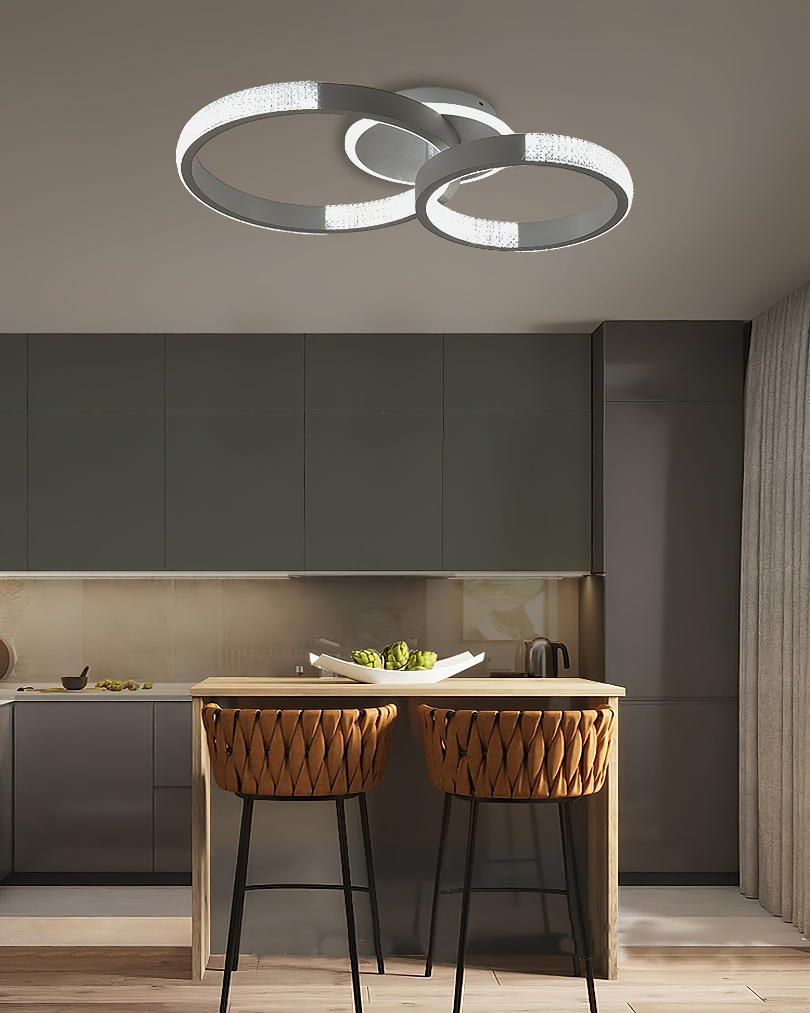 モダンなダブルリング天井ランプ