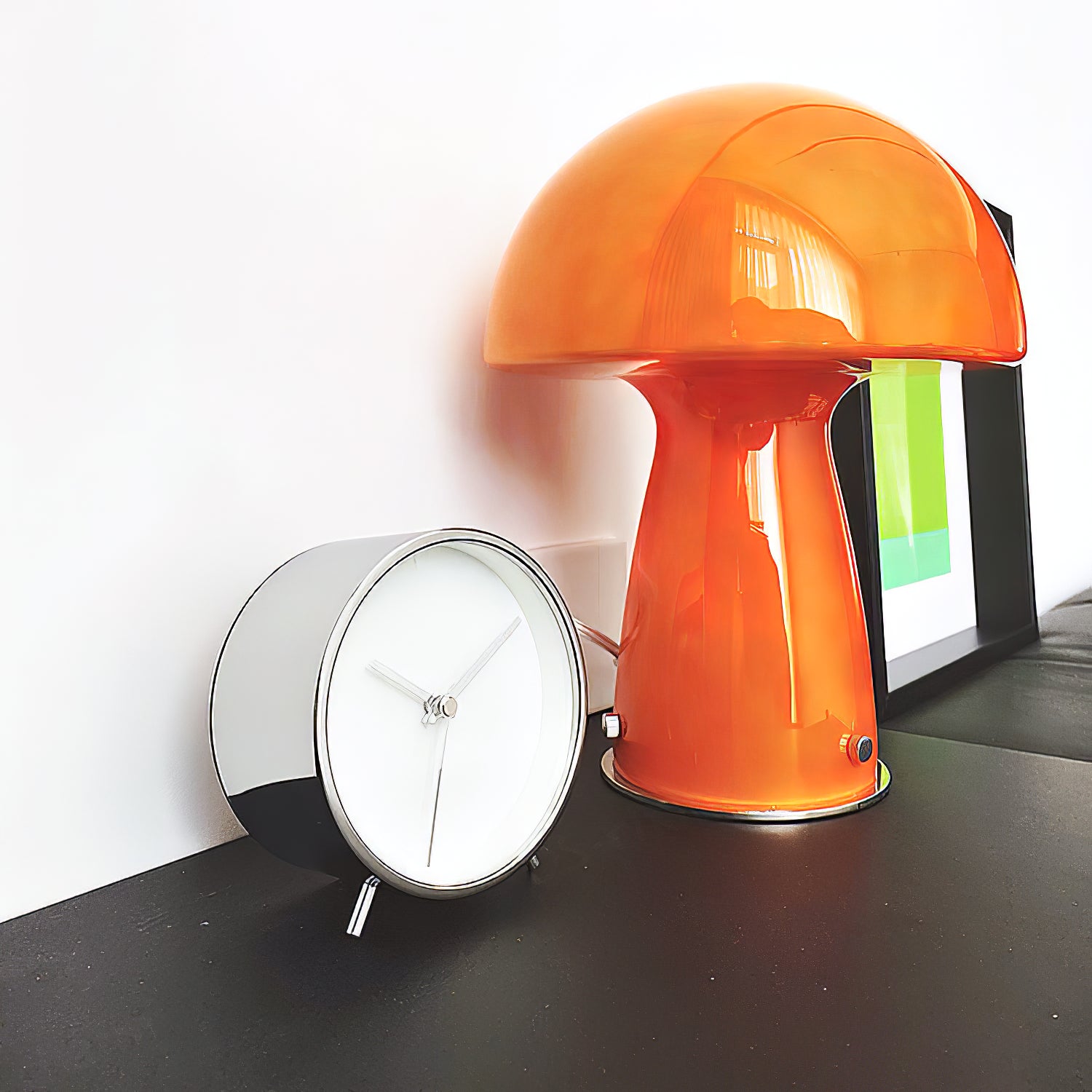 キノコのテーブルランプ