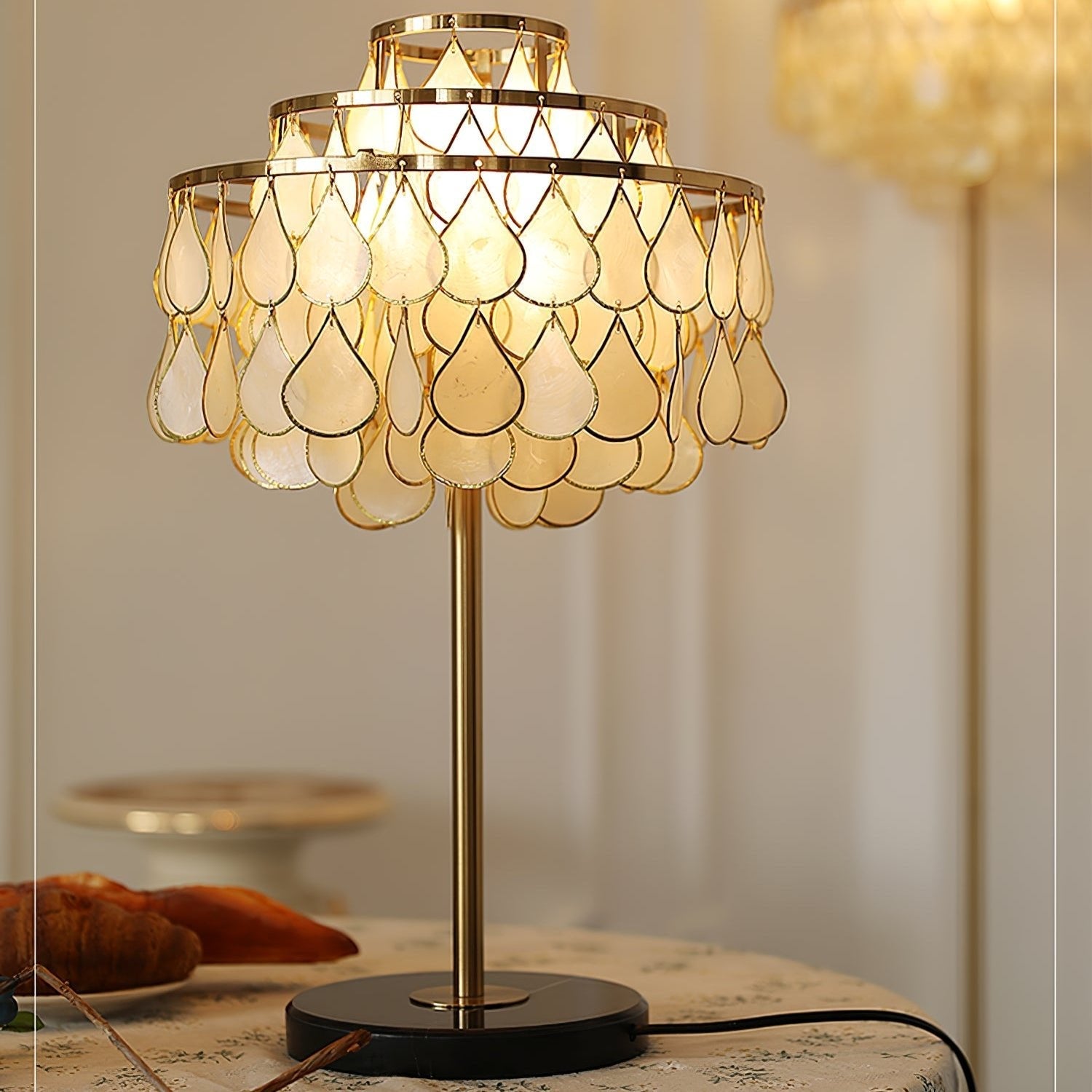 Abbington Shell Table lamp