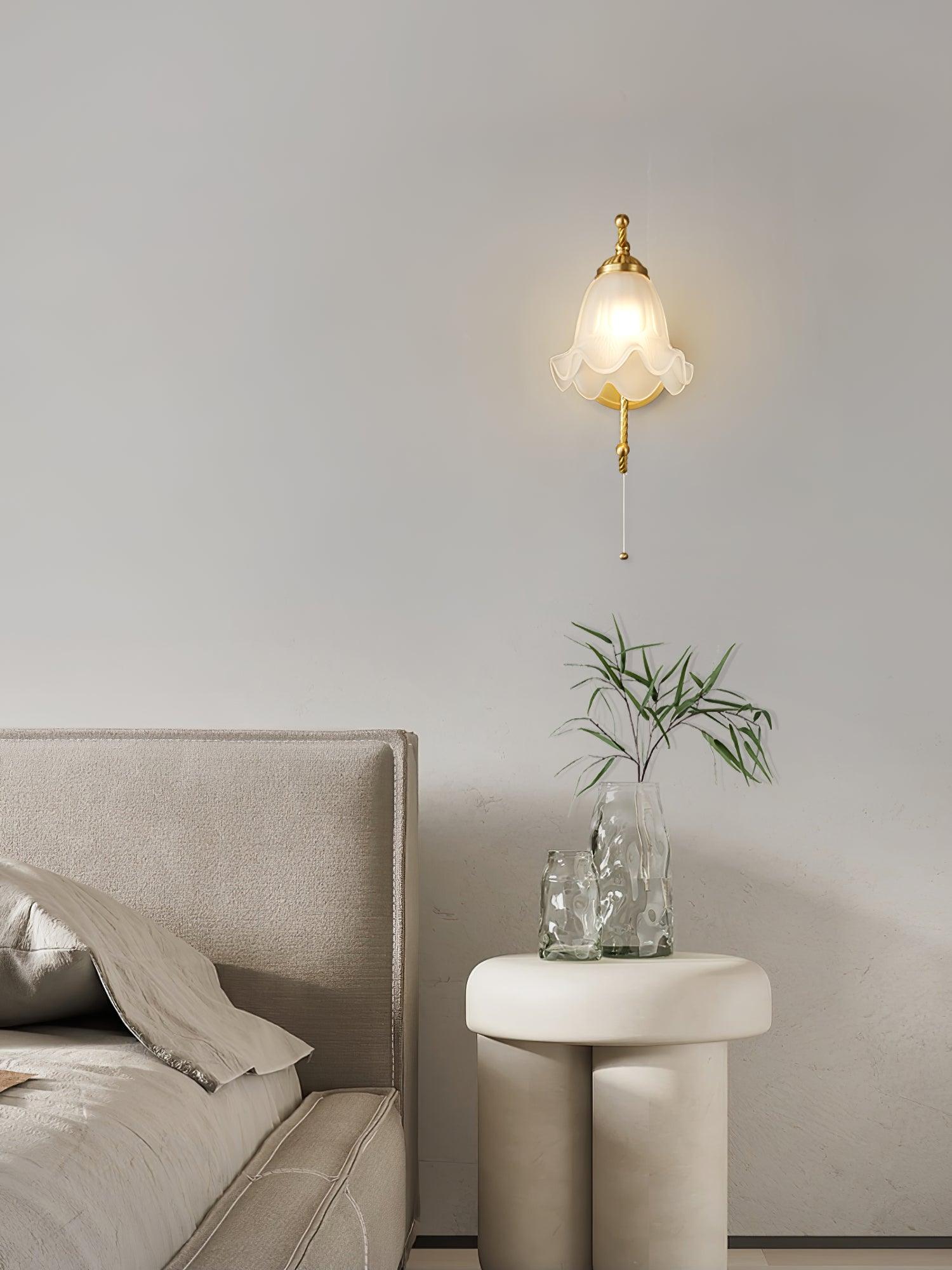 湾曲したグースネック真鍮ガラス取り付け用燭台