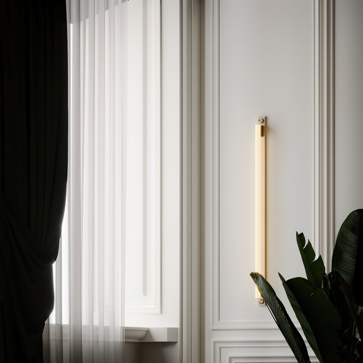 Loewe Wall Lamp