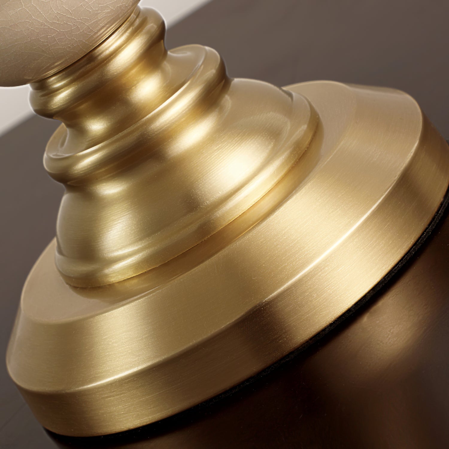 カルロ テーブルランプ