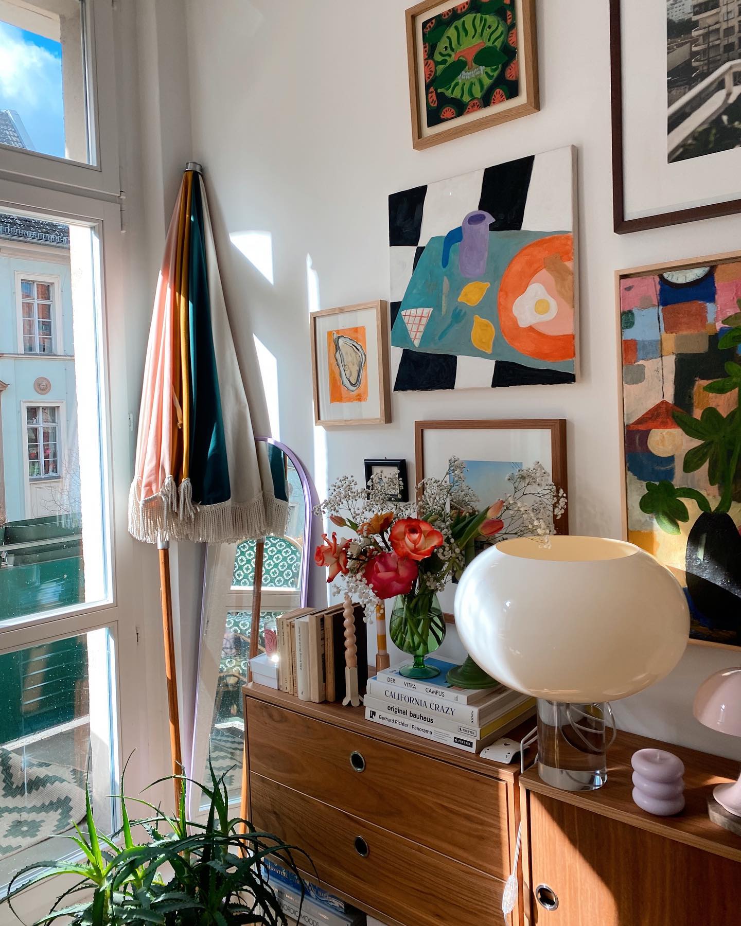 バッズ テーブルランプ