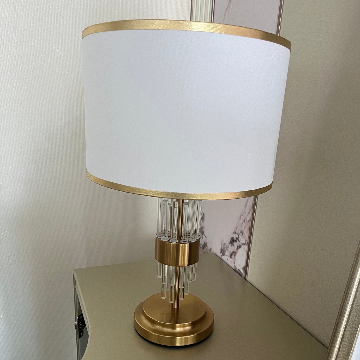 サビーナ テーブルランプ