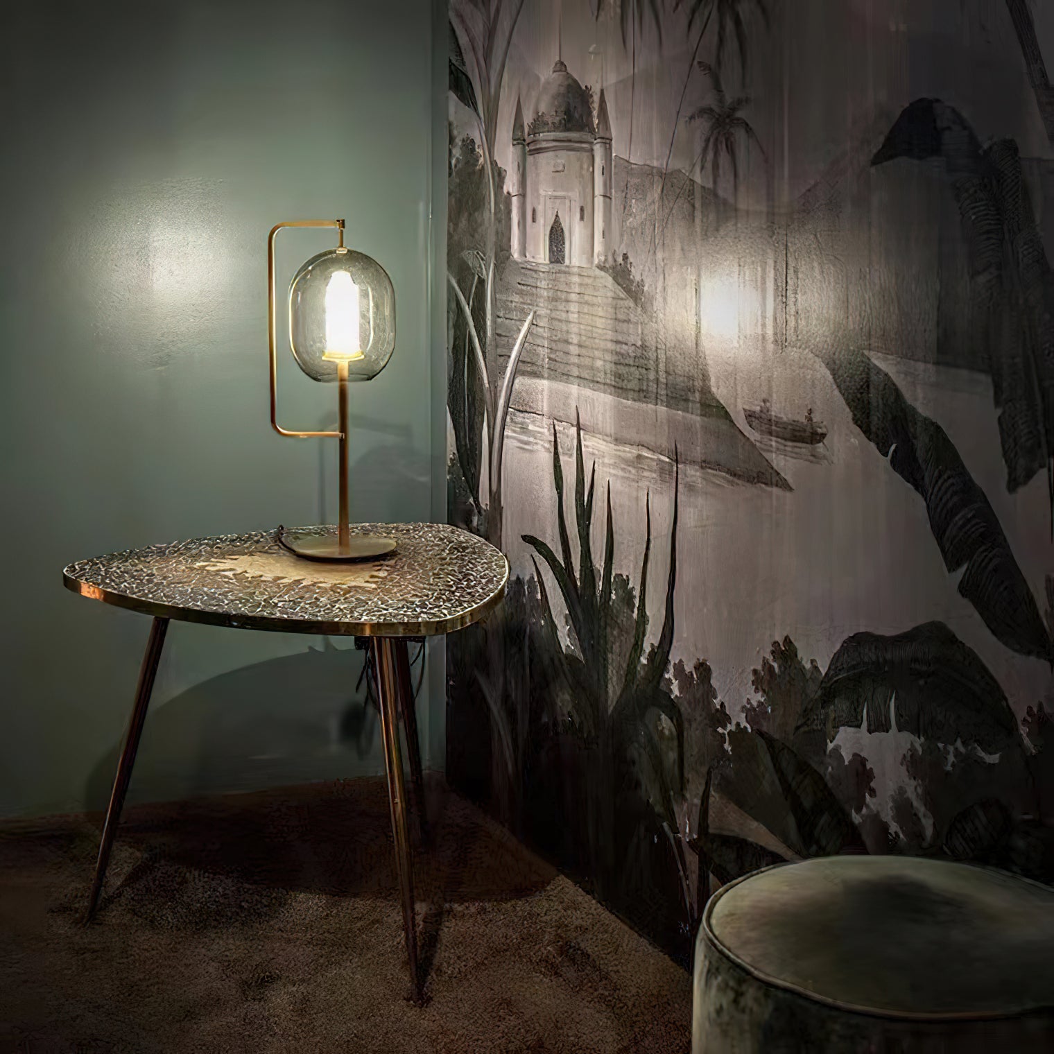 ゴールデンアイ テーブルランプ