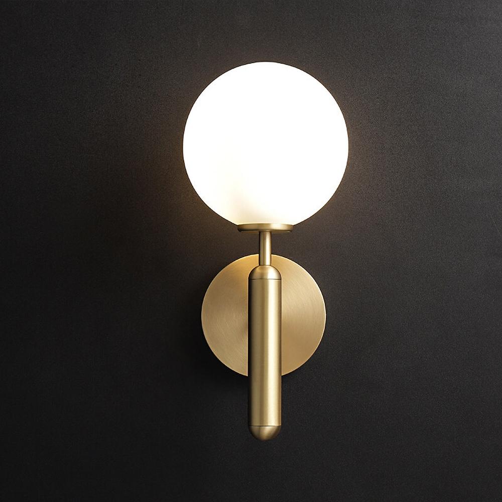 Miira Wall Light