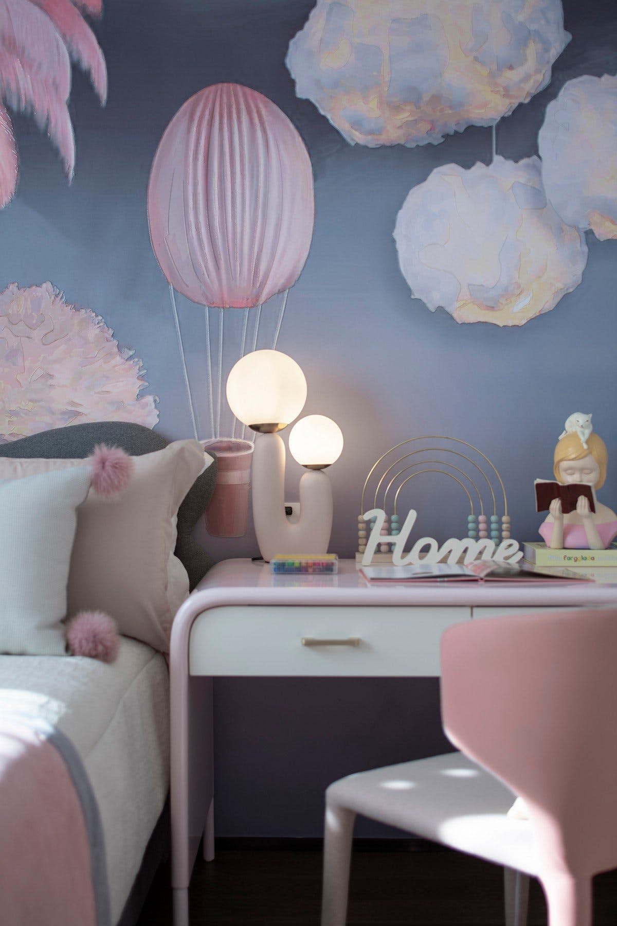 Oo スムーズ テーブルランプ