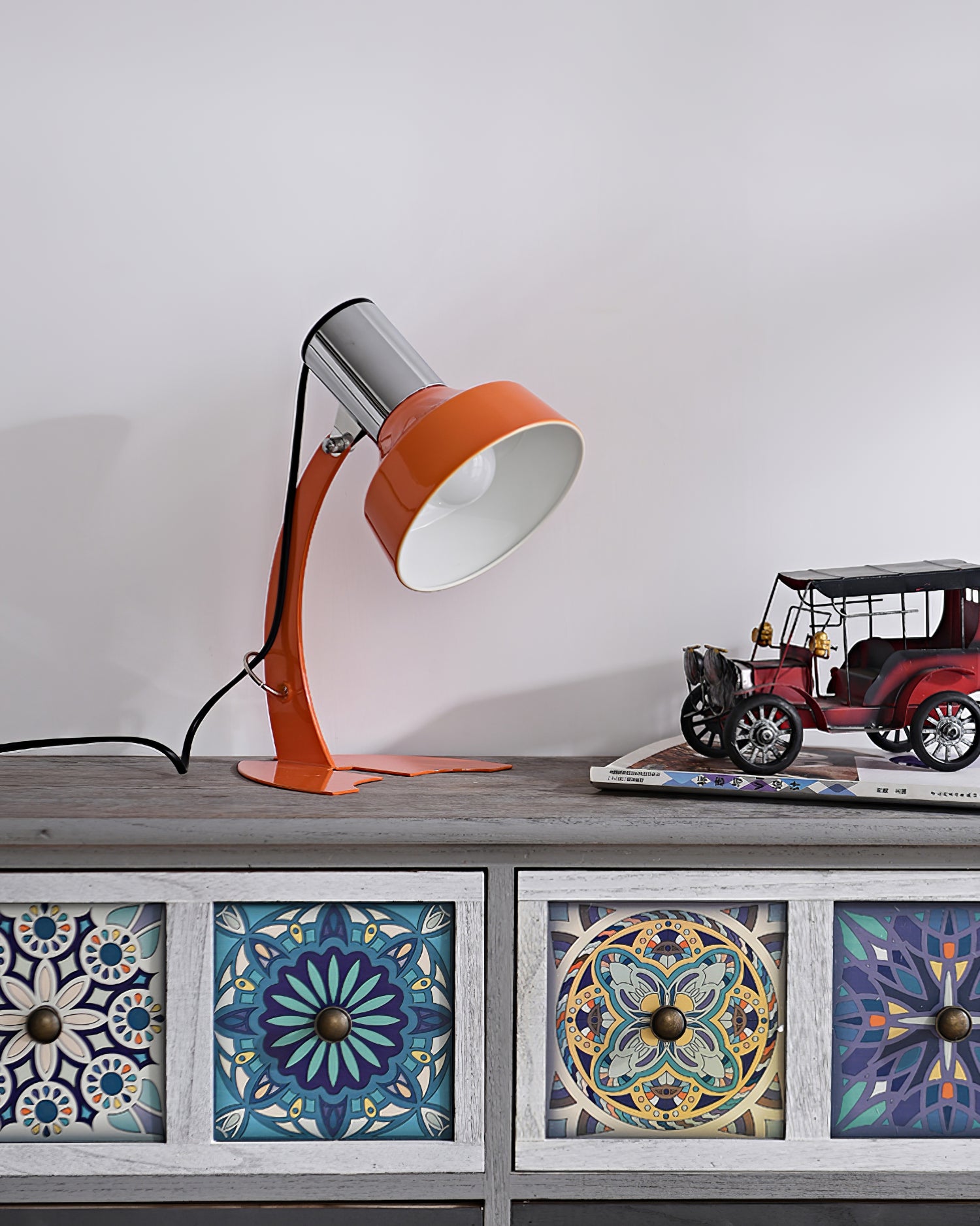 Flash Table Lamp