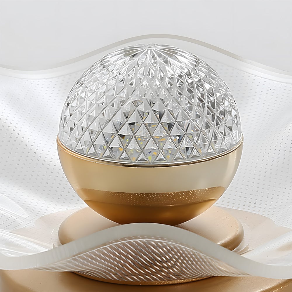 リビングルームに最適な、現代的なゴールドの豪華なLEDシーリングライト