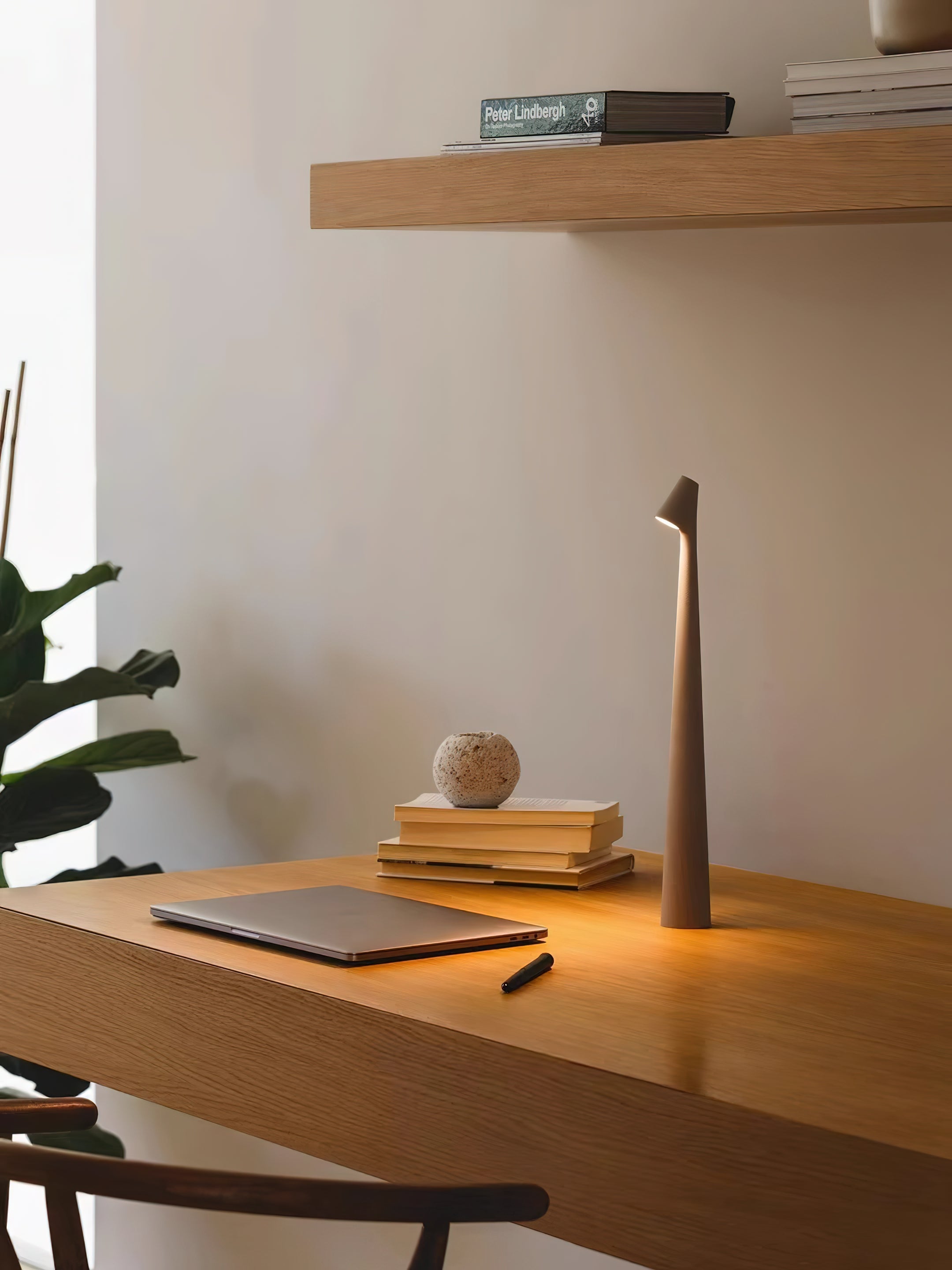 アフリカ ポータブル テーブル ランプ