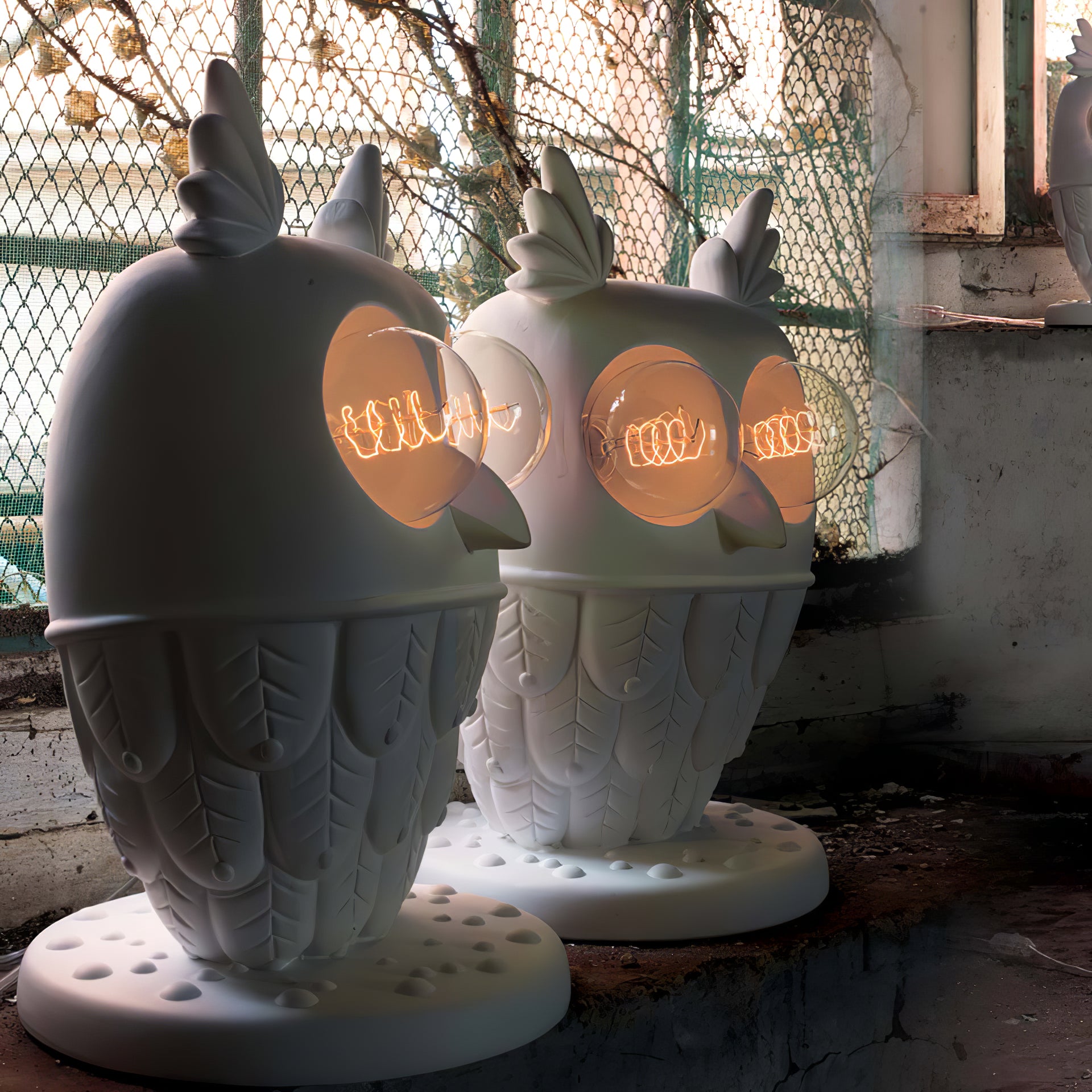 フクロウのテーブルランプ