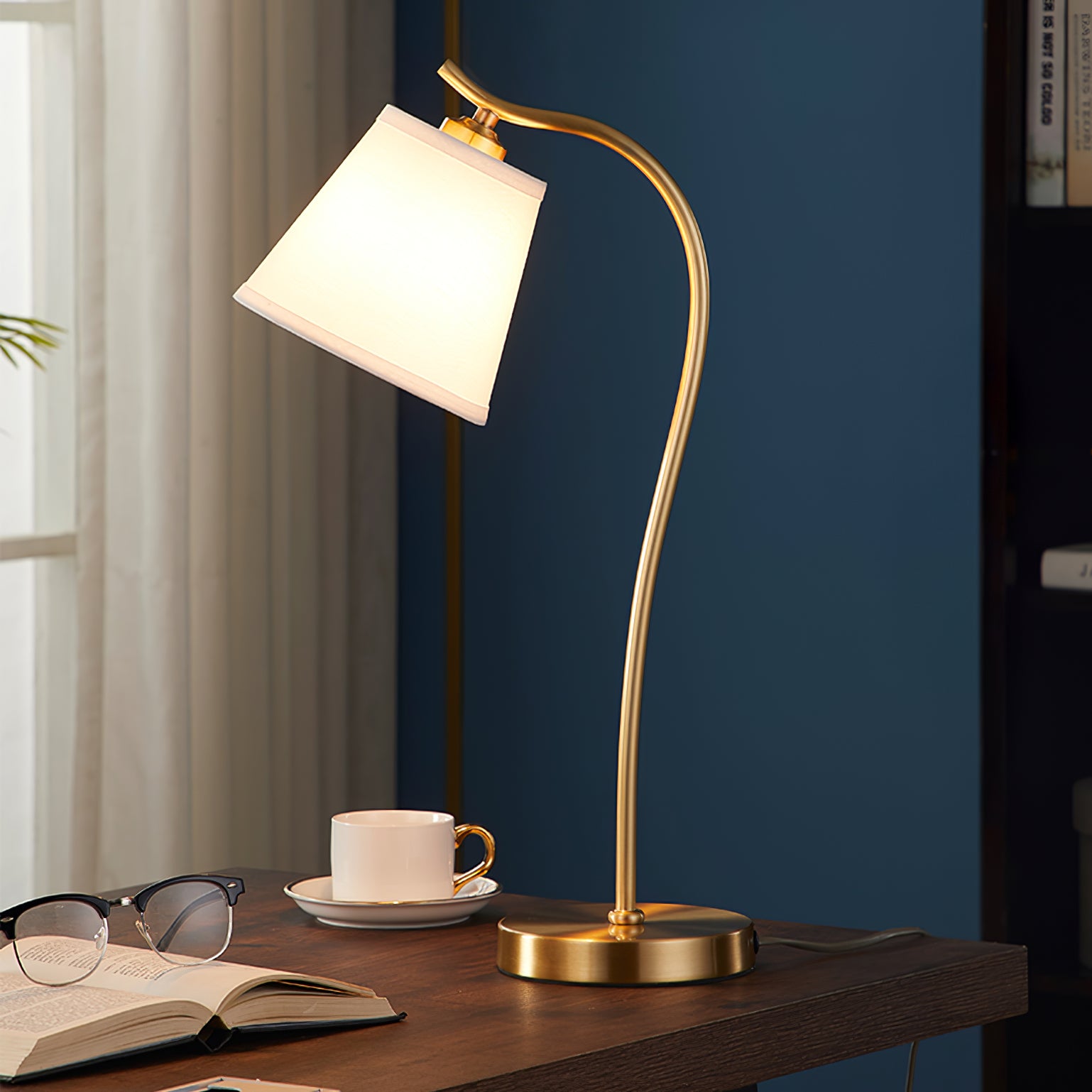 アネタ テーブルランプ