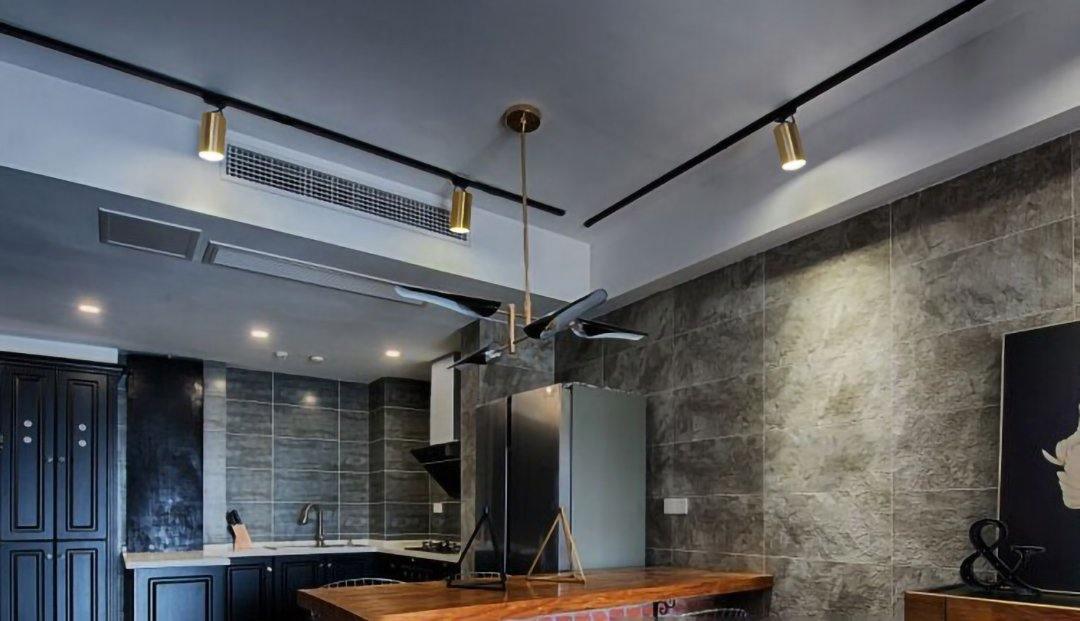 モダンなデリアシーリングランプ