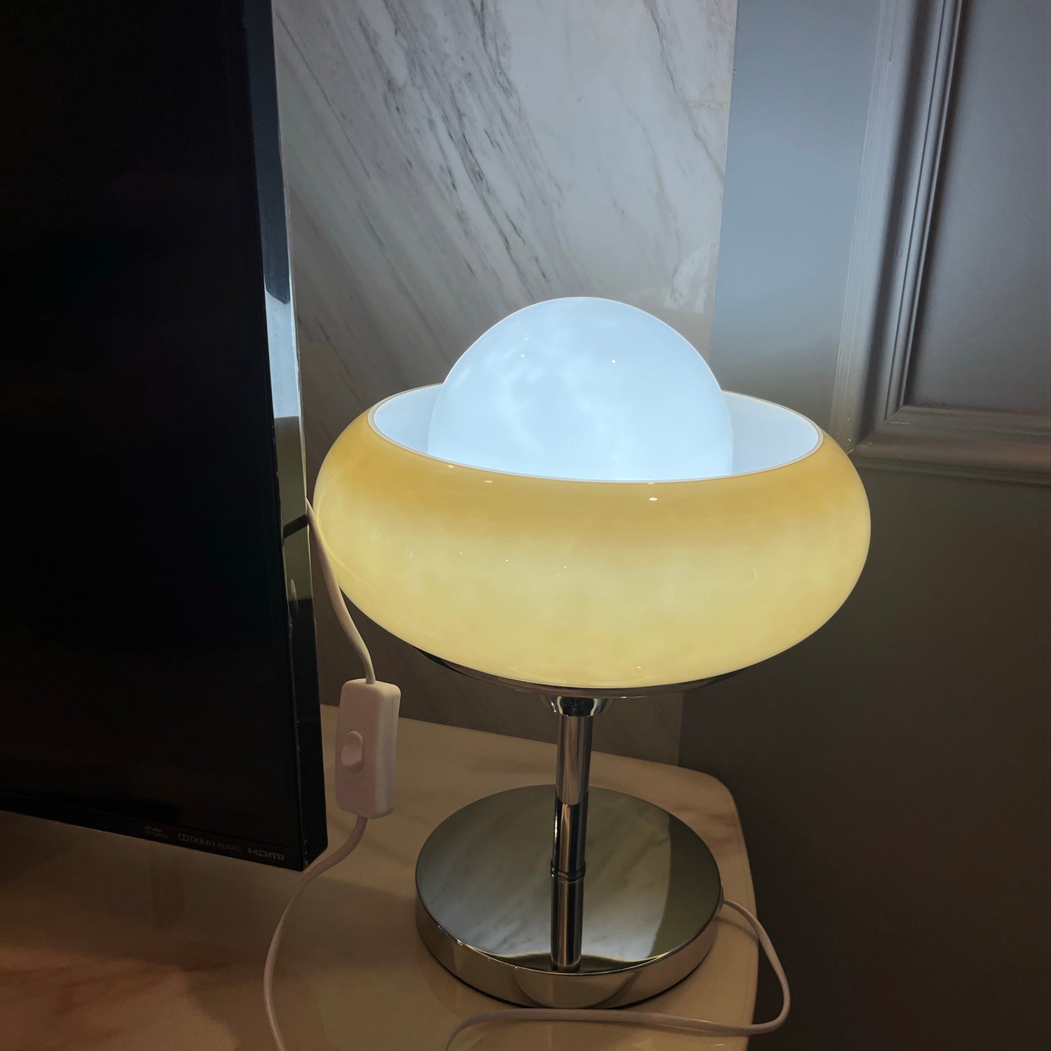 ハーヴェイ テーブルランプ