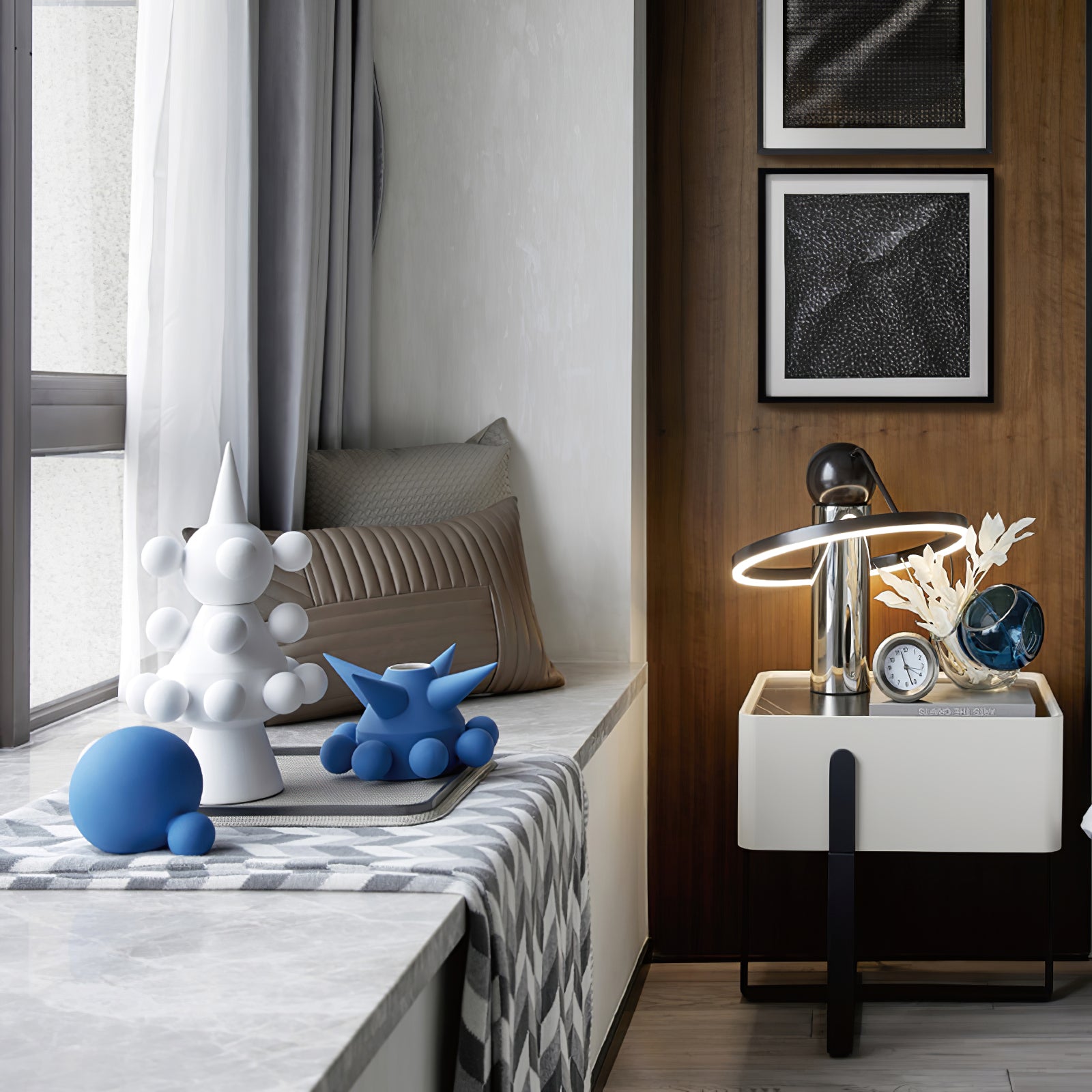 置き忘れたテーブルランプ