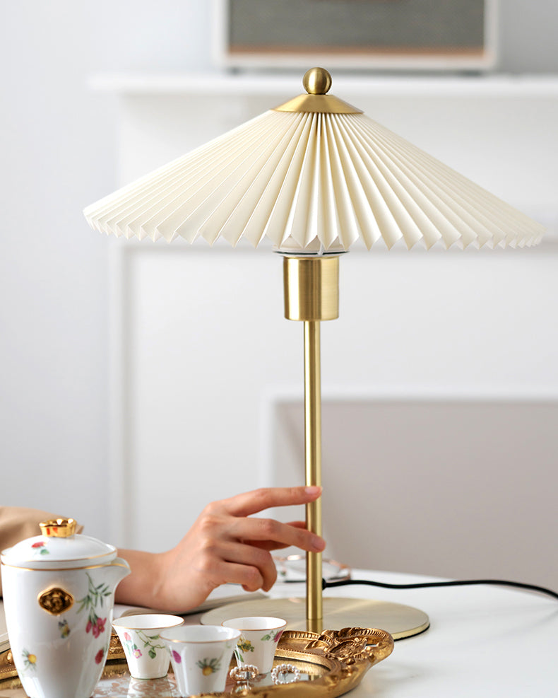 Perla Pleated Table Lamp