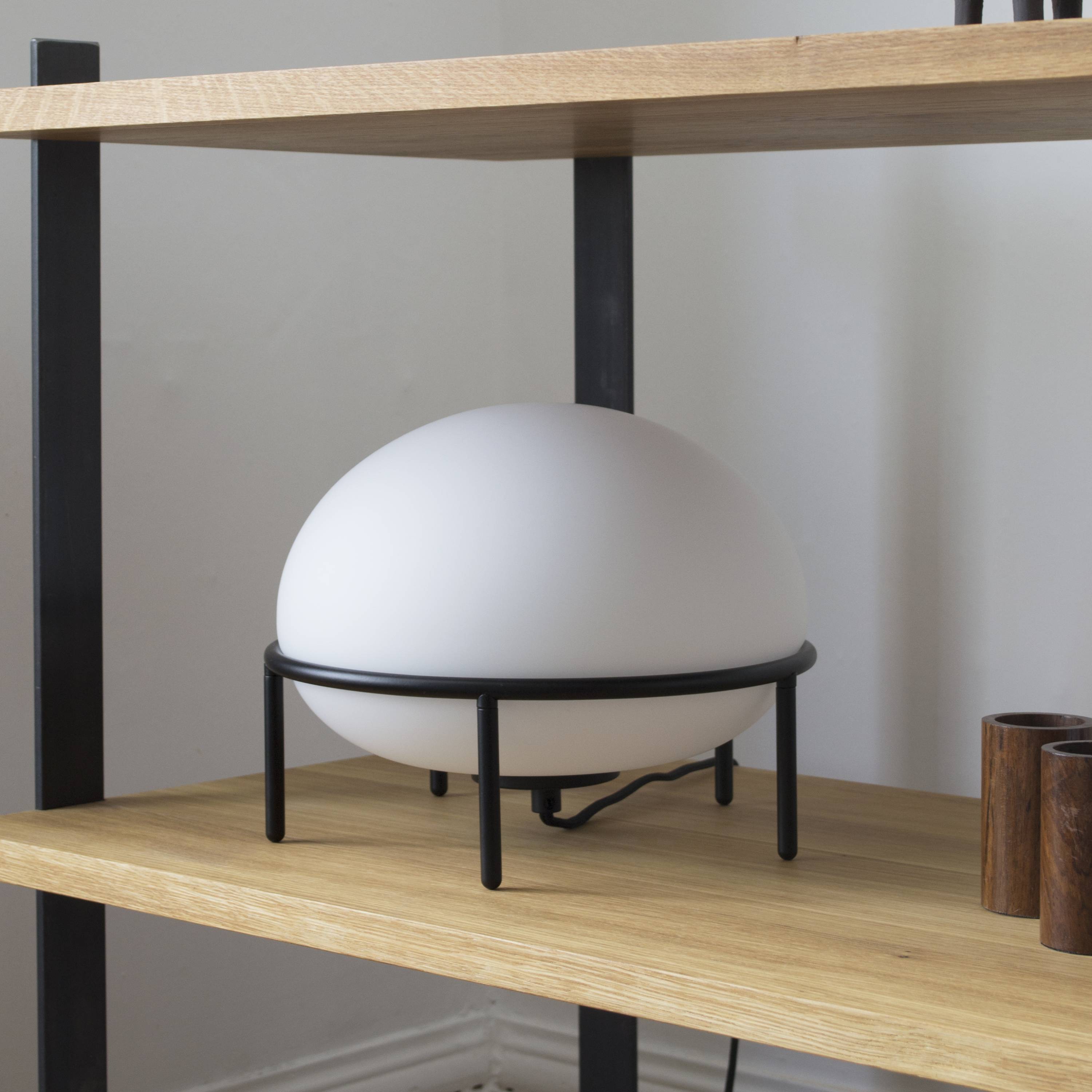 ポンプテーブルランプ