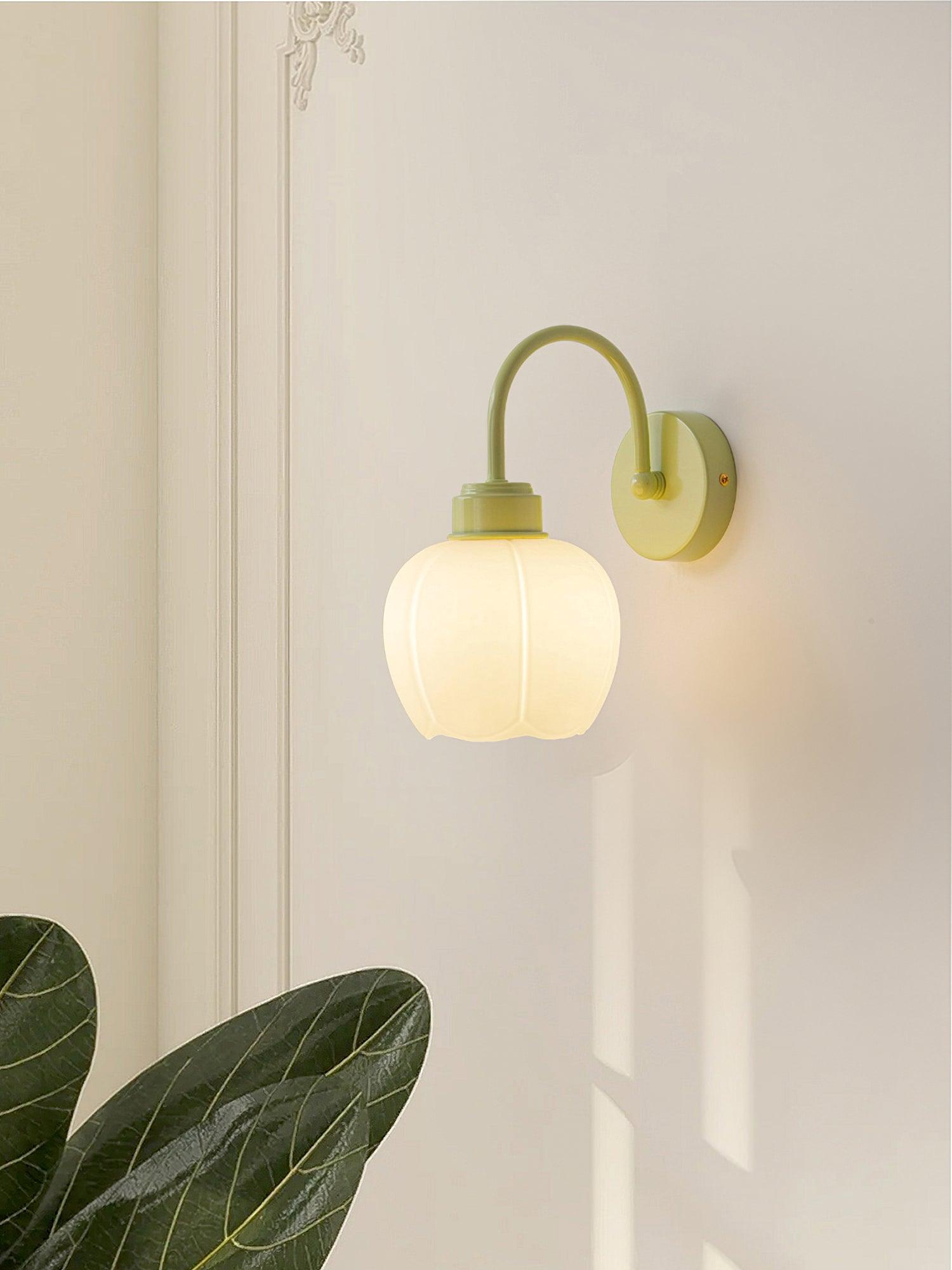 魅惑的なフラワーウォールライト