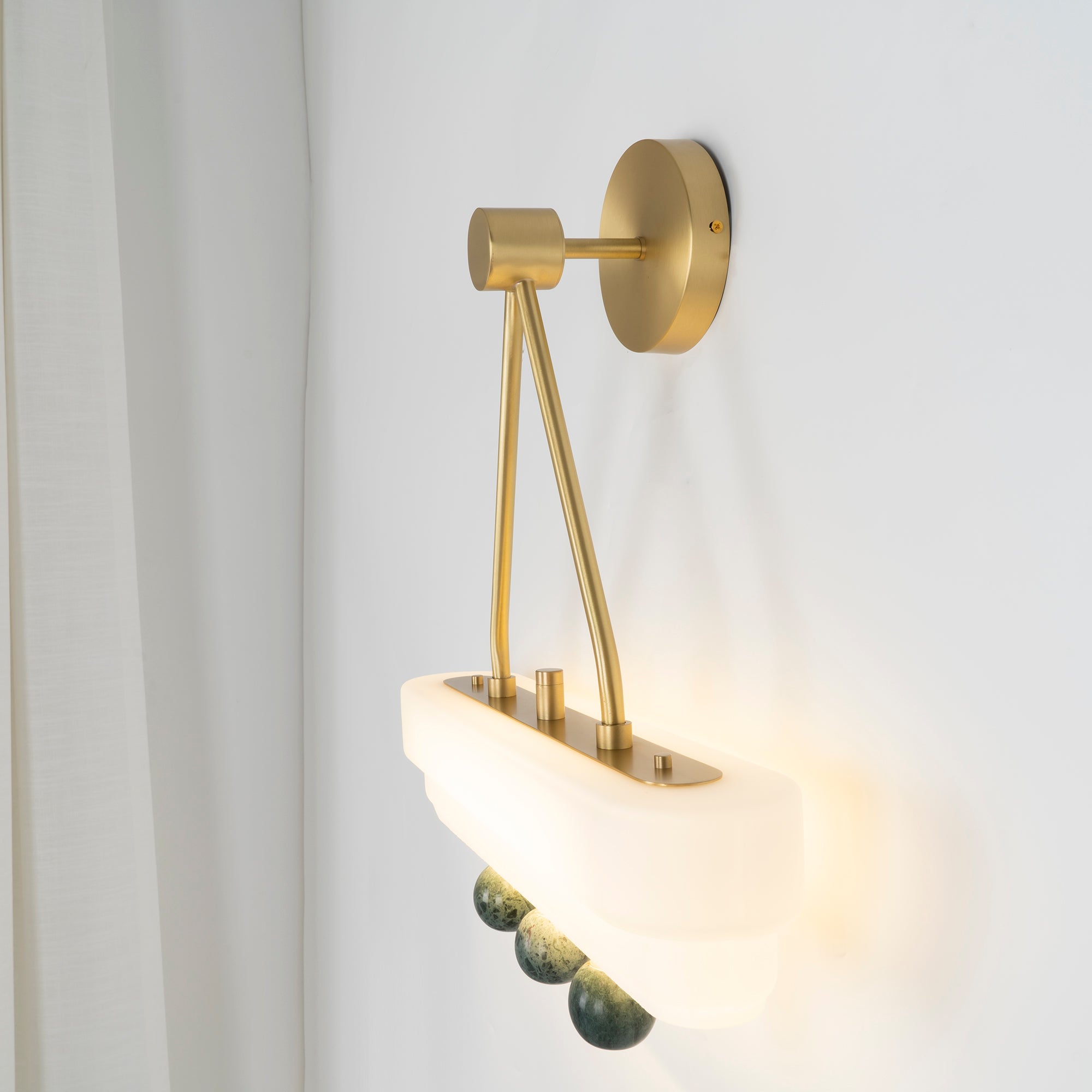 Spate Wall Light