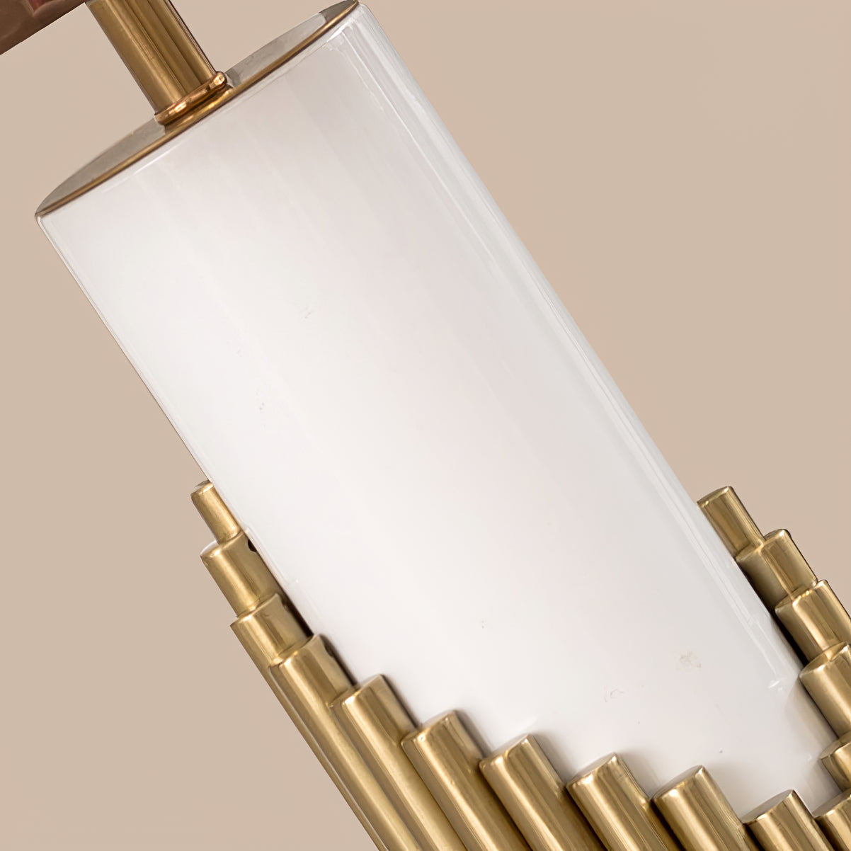 ストリームラインテーブルランプ