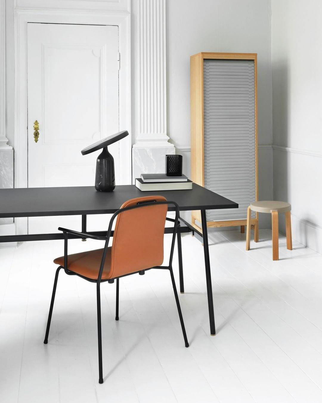 エディ テーブルランプ