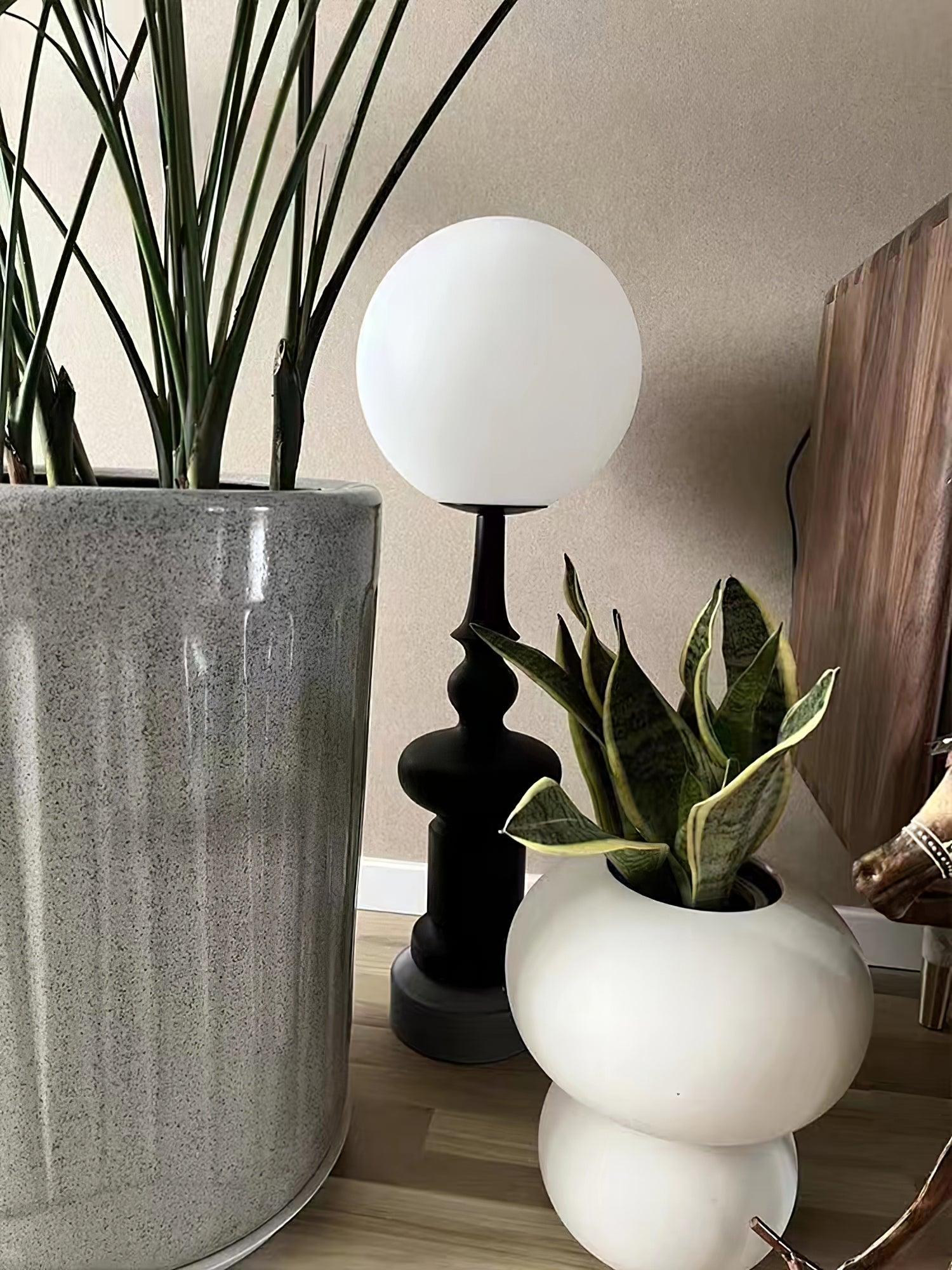 コンスタンス テーブルランプ