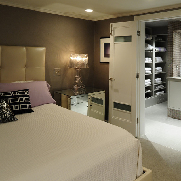 ブールギー テーブルランプ