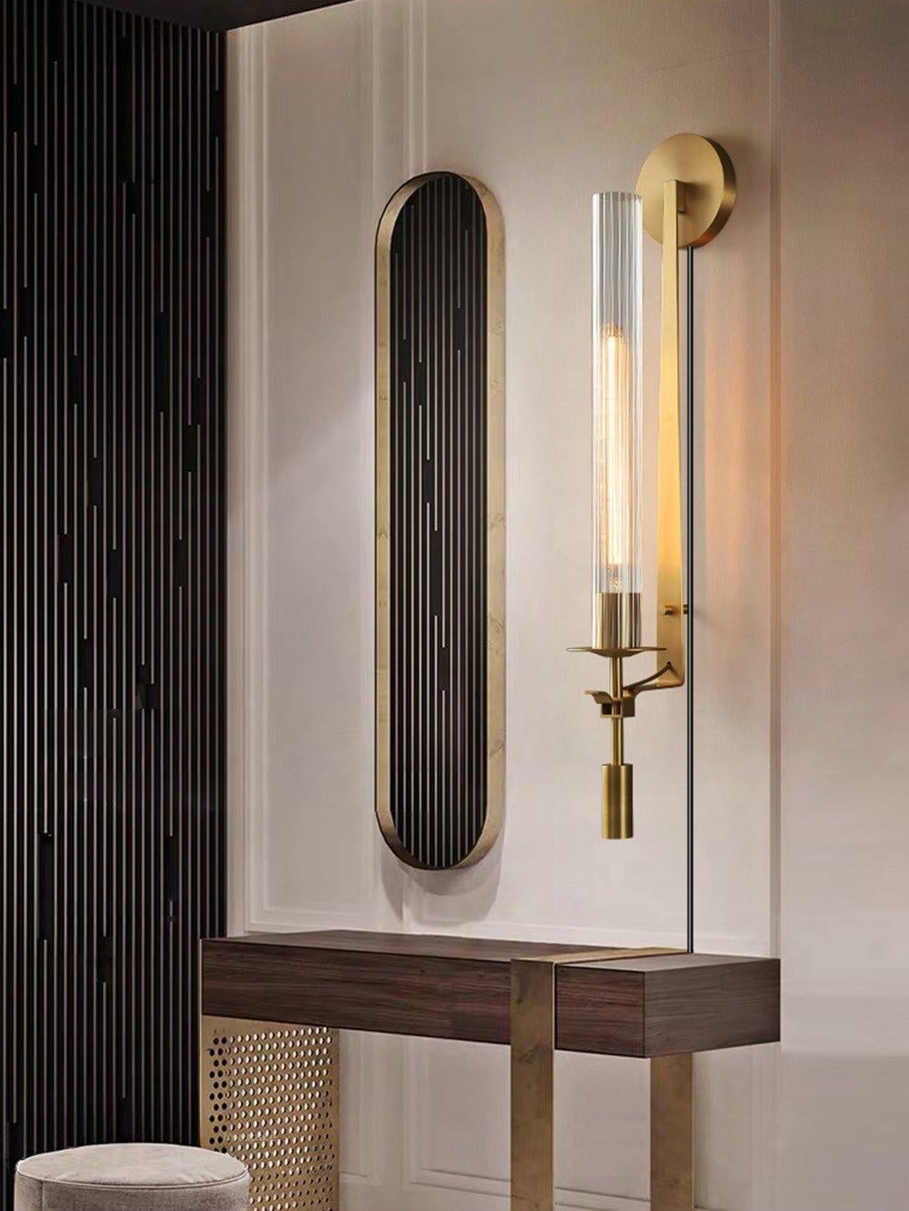 フランス古典主義のプラグインウォールランプ