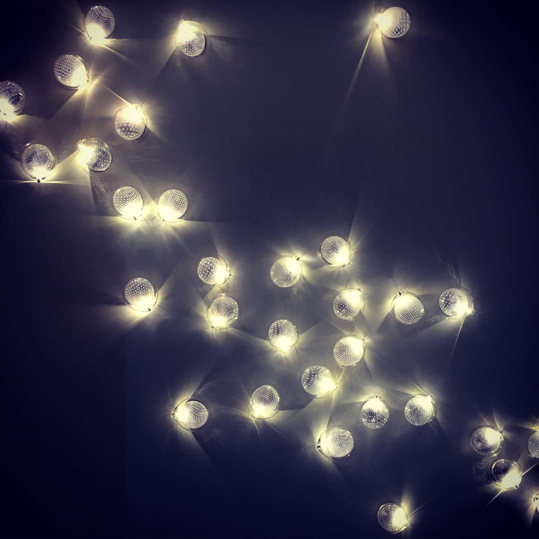 ホワイトクリアガラスウォールランプ