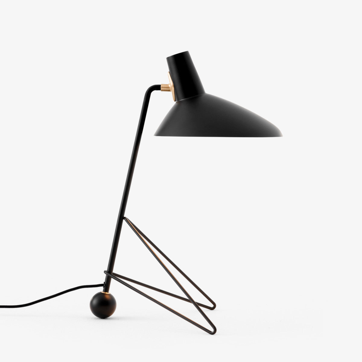 Tripod Table Lamp
