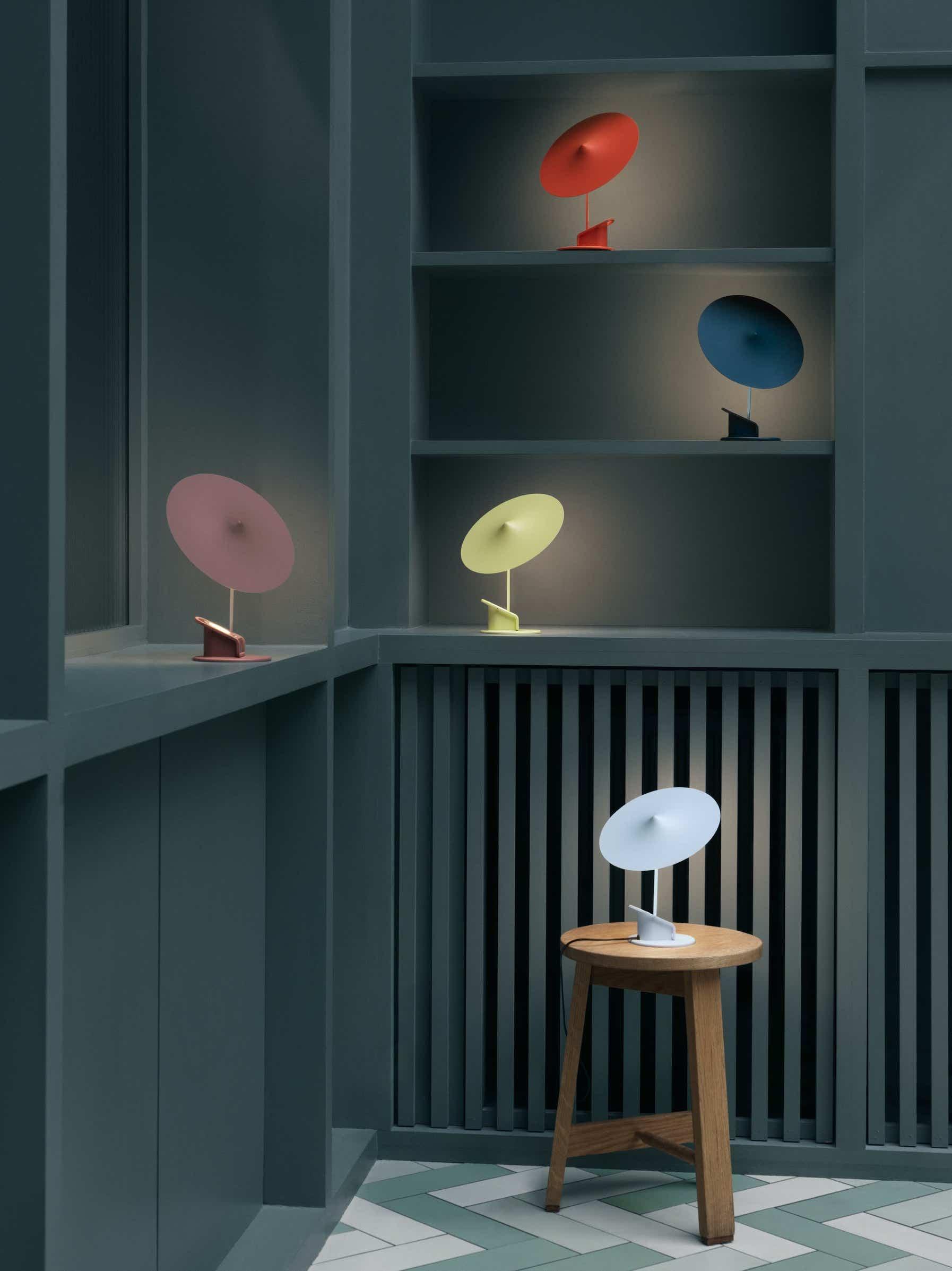 イルテーブルランプ