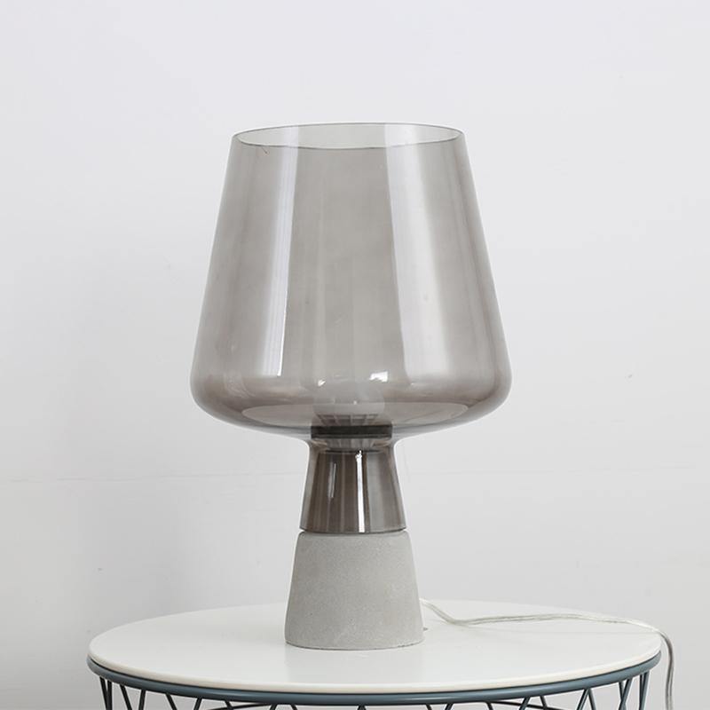 Leas Glass Table Lamp