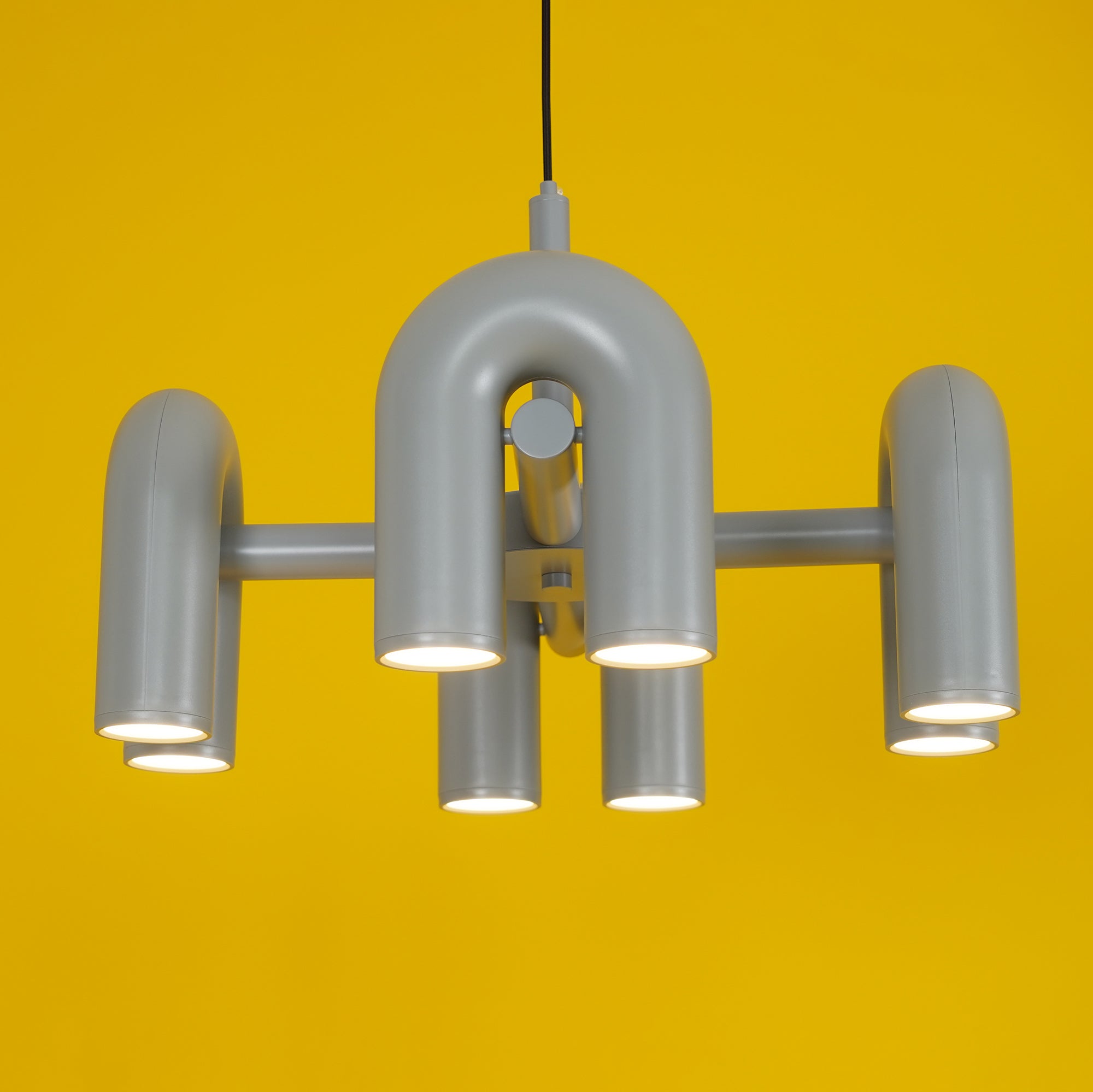 サーカスシャンデリア