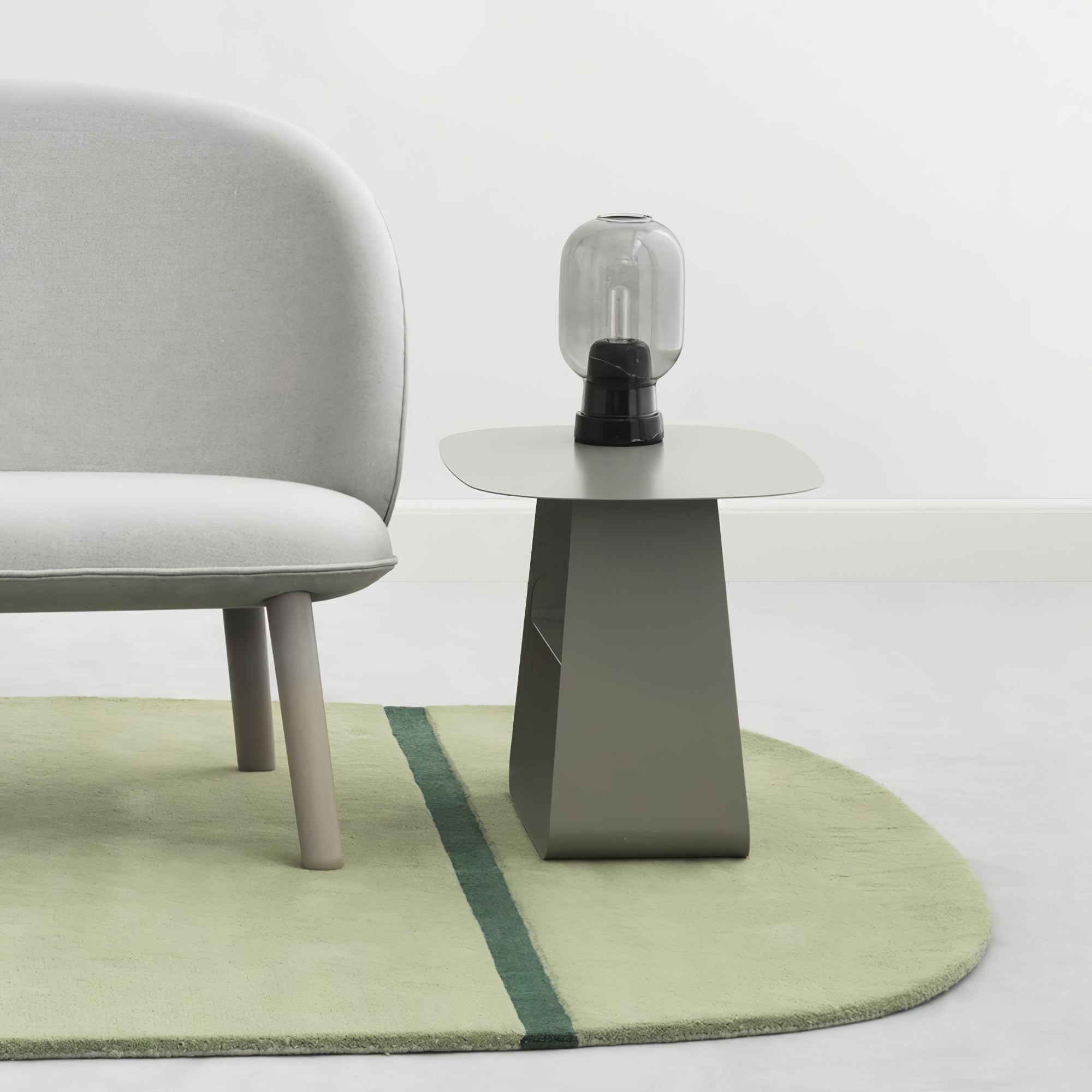 アンプ テーブルランプ