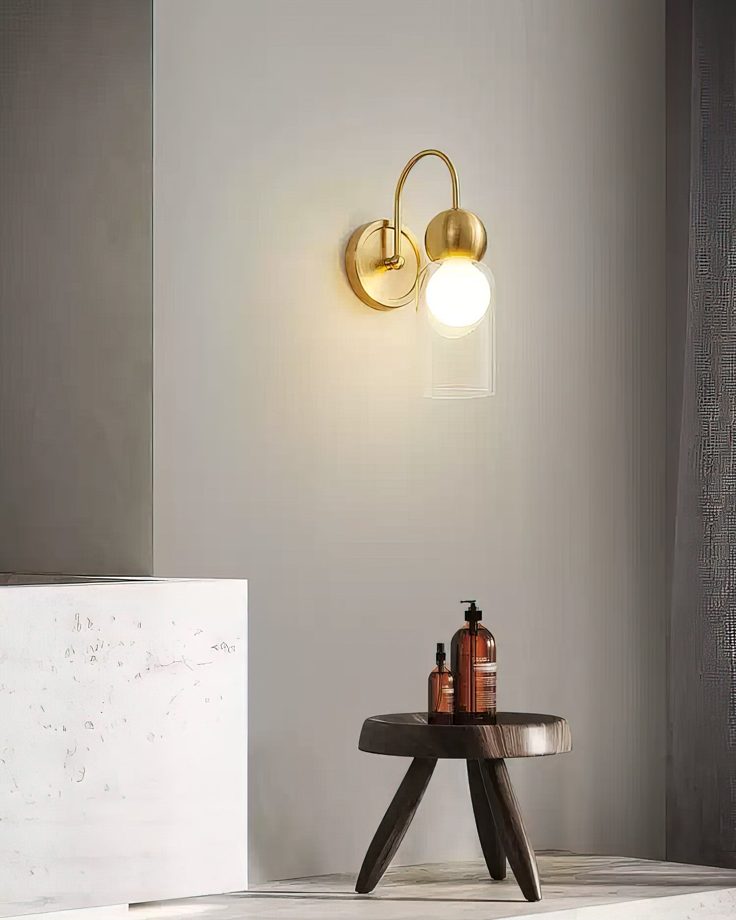 Larkson Wall Light