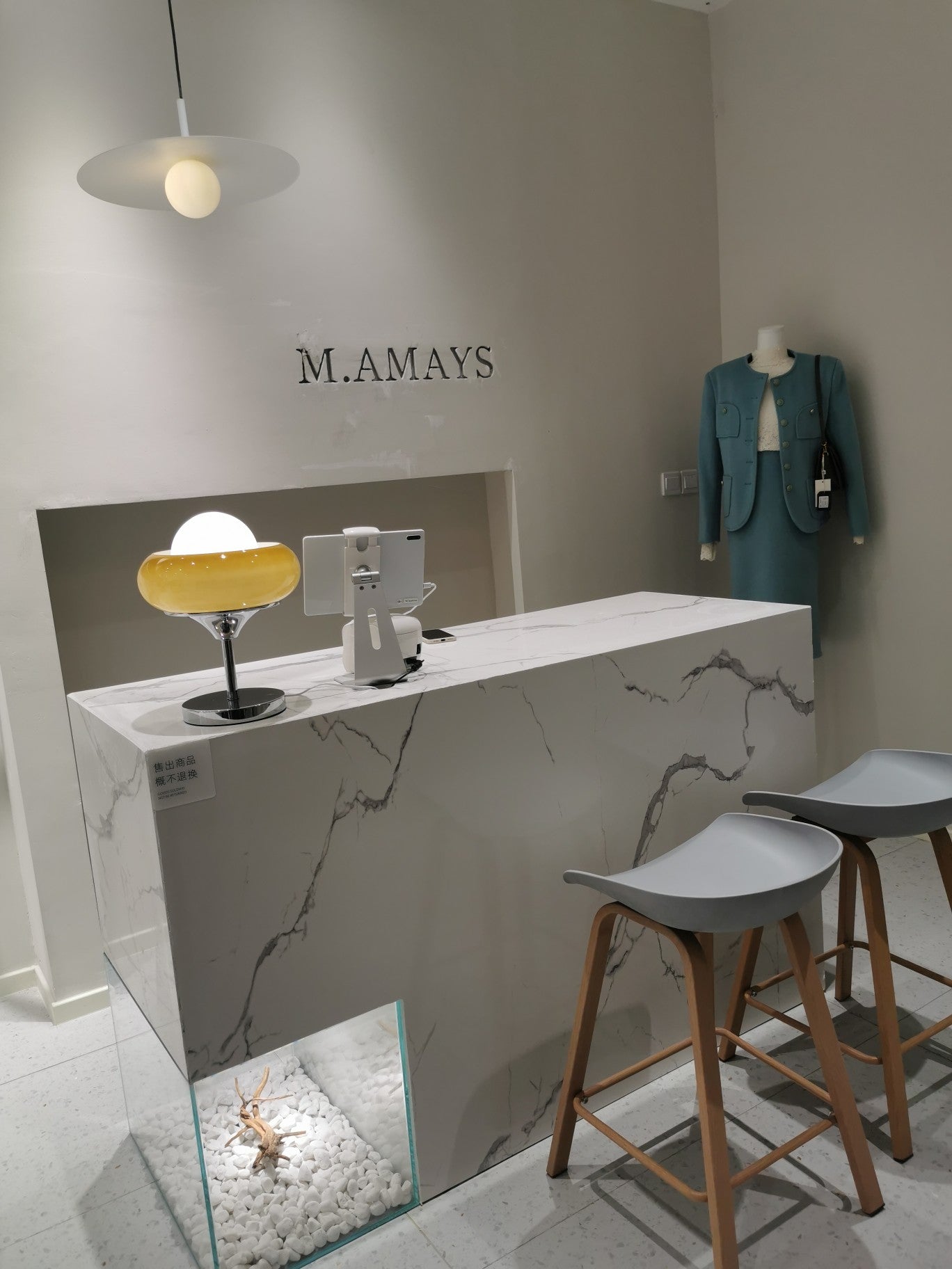 ハーヴェイ テーブルランプ