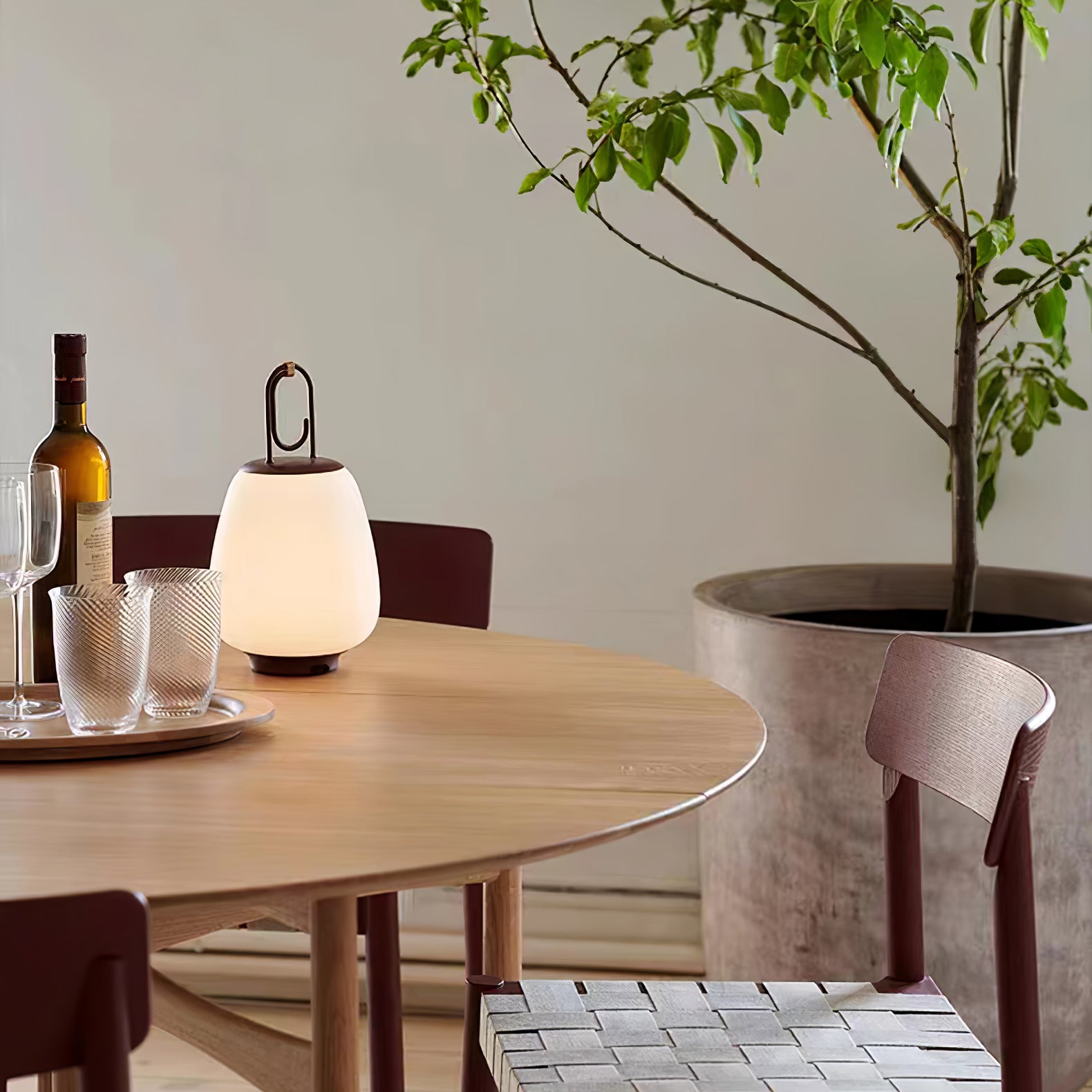 ポータブルランタン バッテリー内蔵テーブルランプ