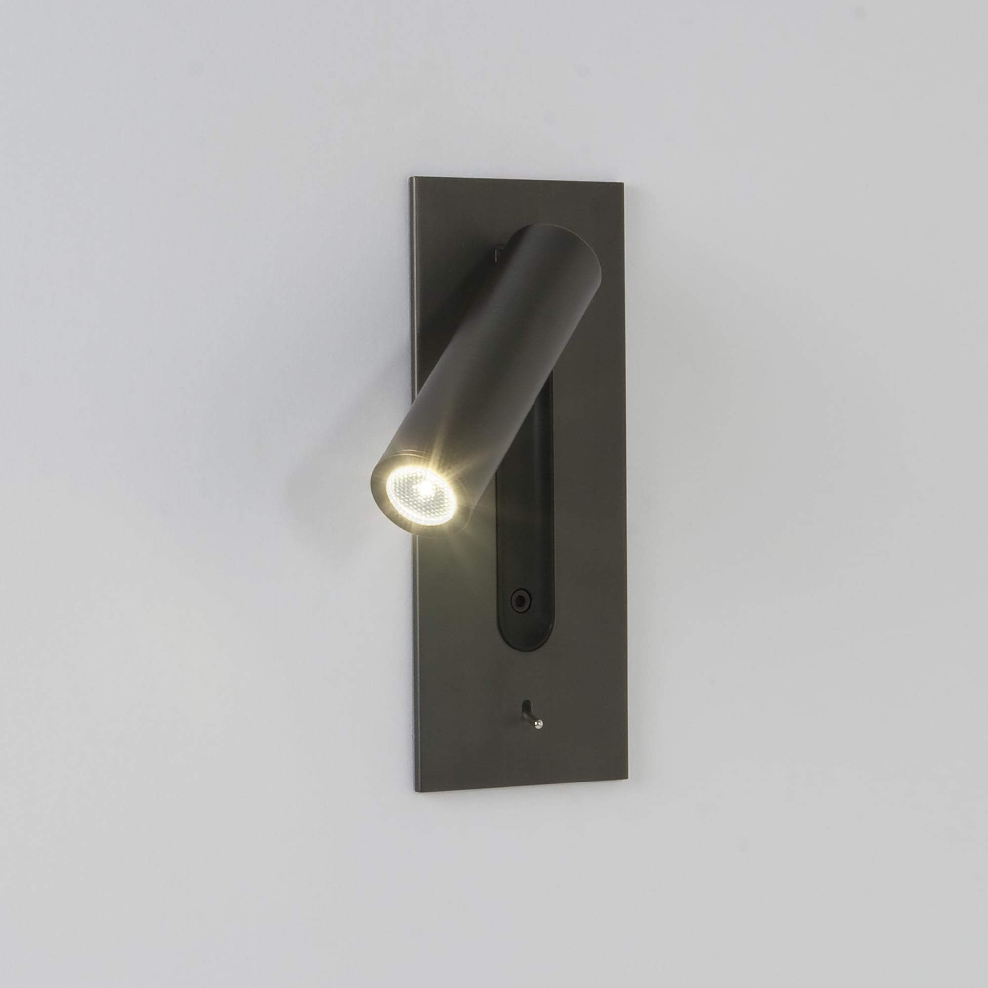 Modern Minimalist Bedroom Wall Lamp
