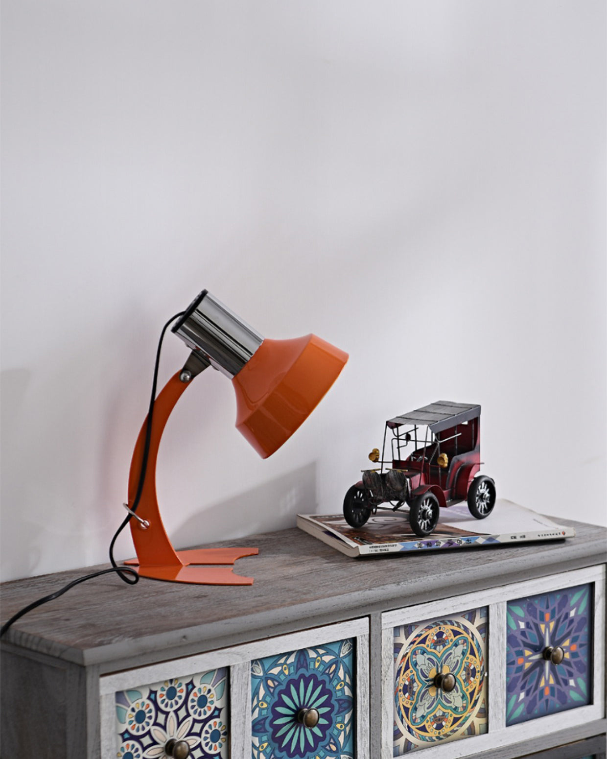 Flash Table Lamp