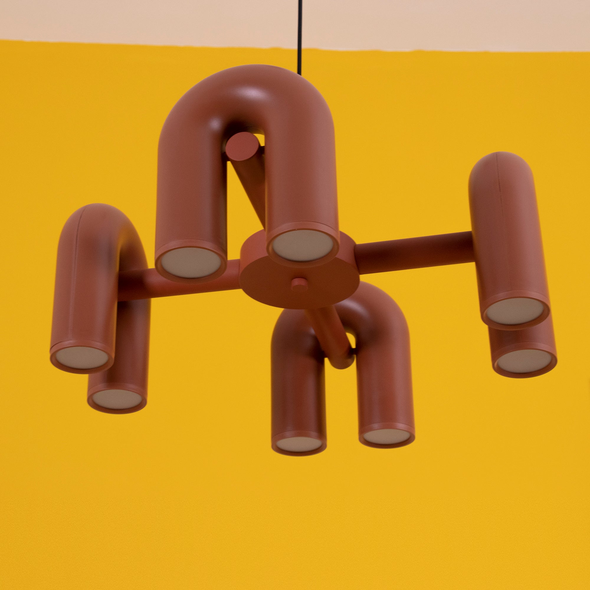 サーカスシャンデリア