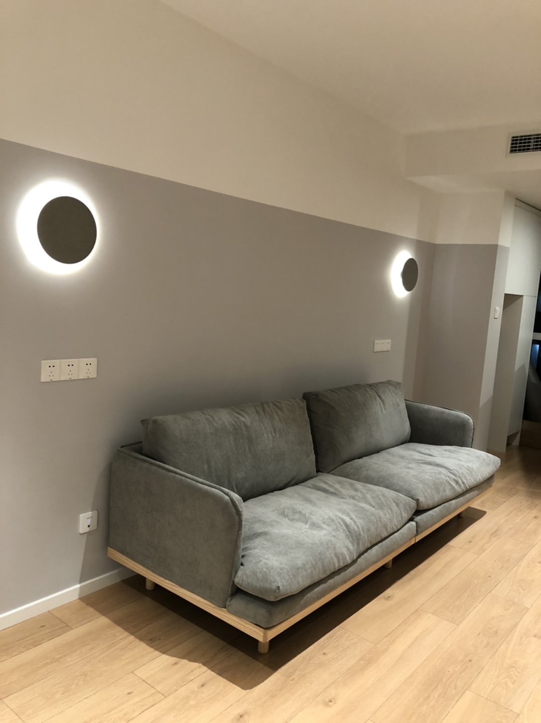 ピンウォールランプ