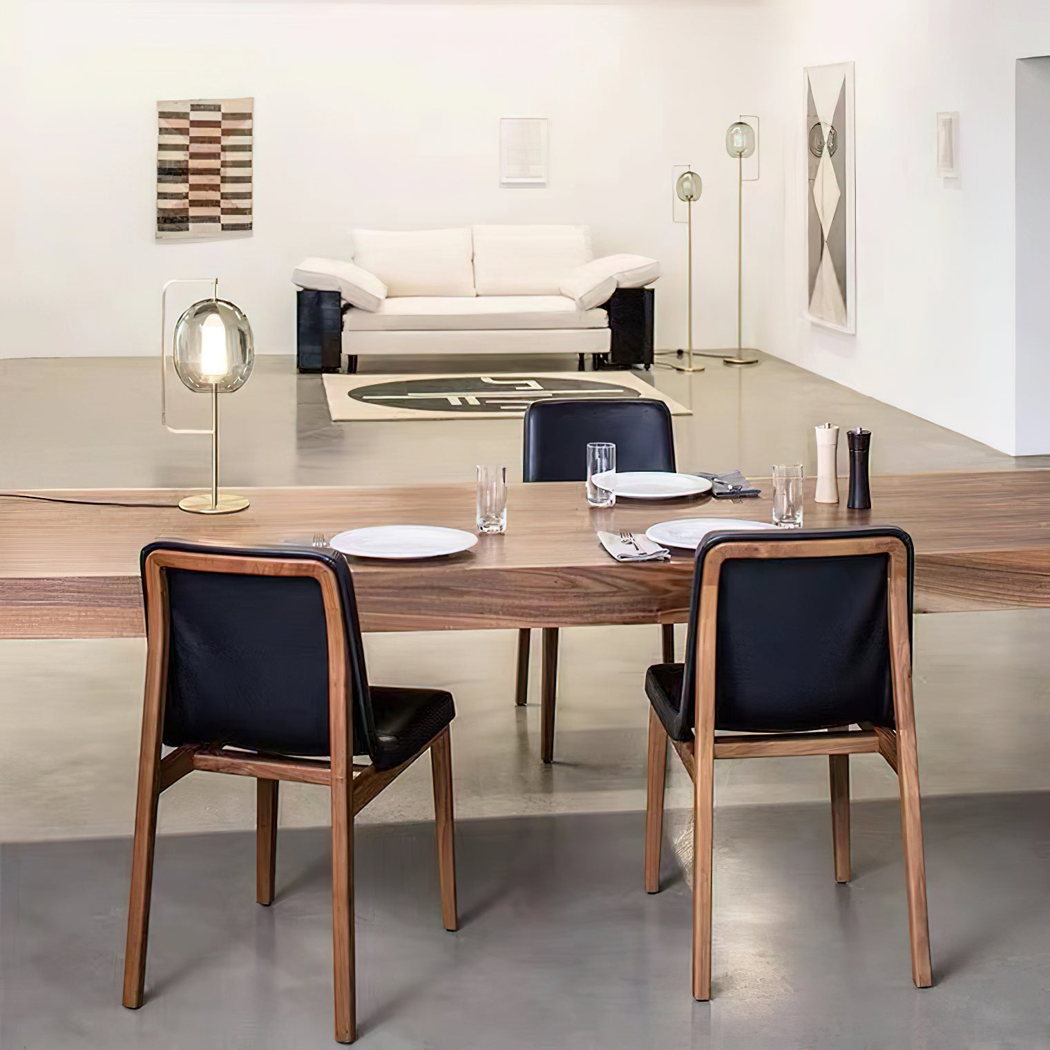 ゴールデンアイ テーブルランプ