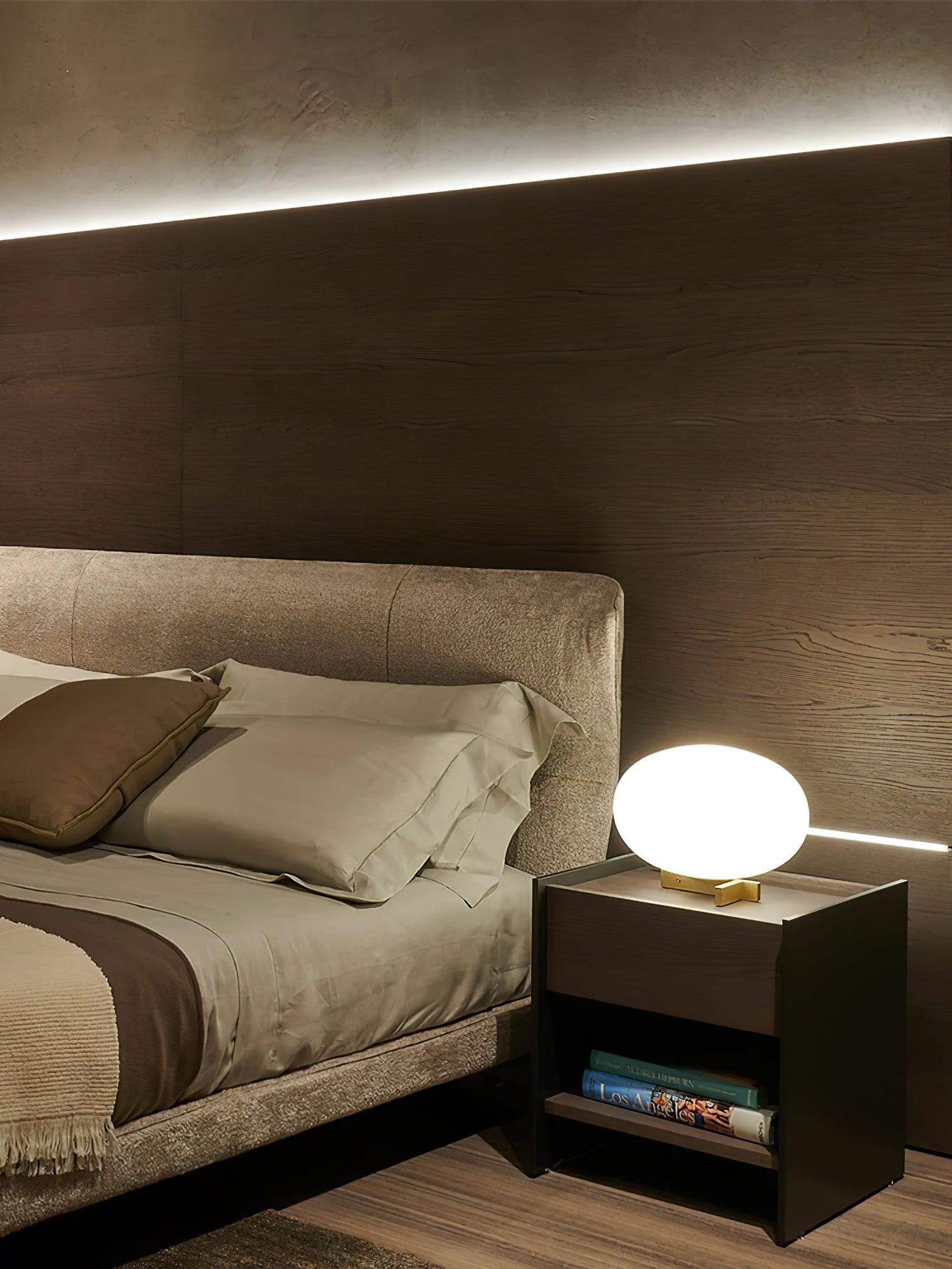 オービティングスフィアテーブルランプ