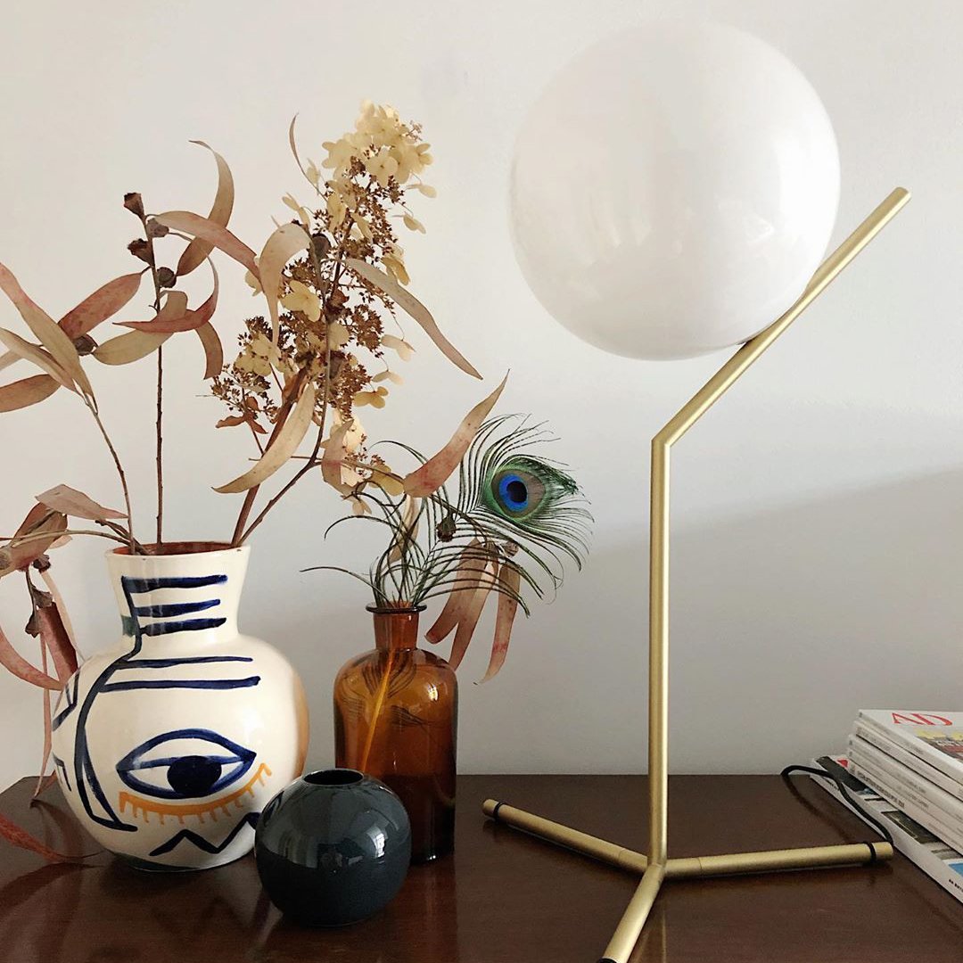 IC テーブルライト